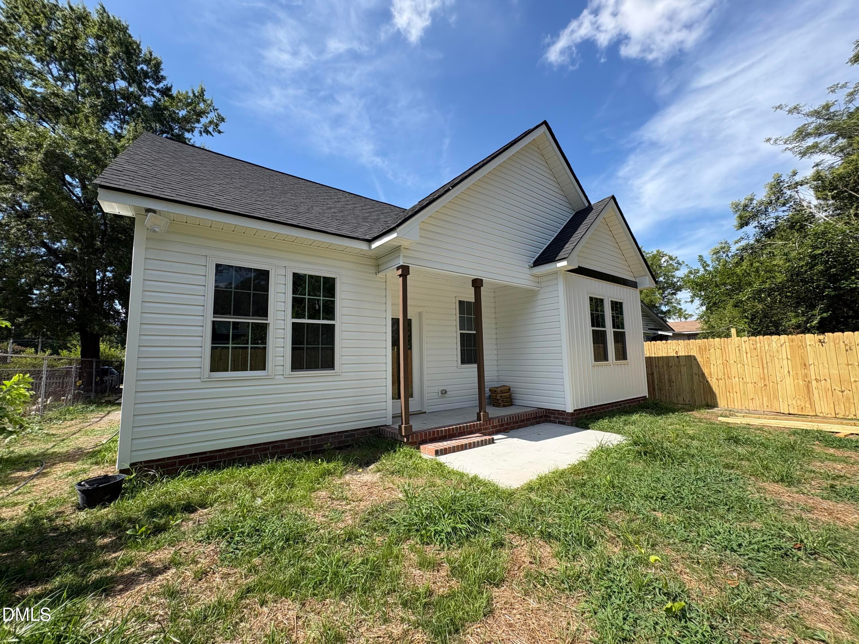 IMG_2591 - 1111 Lincoln Street SE, Wilson, NC 27893