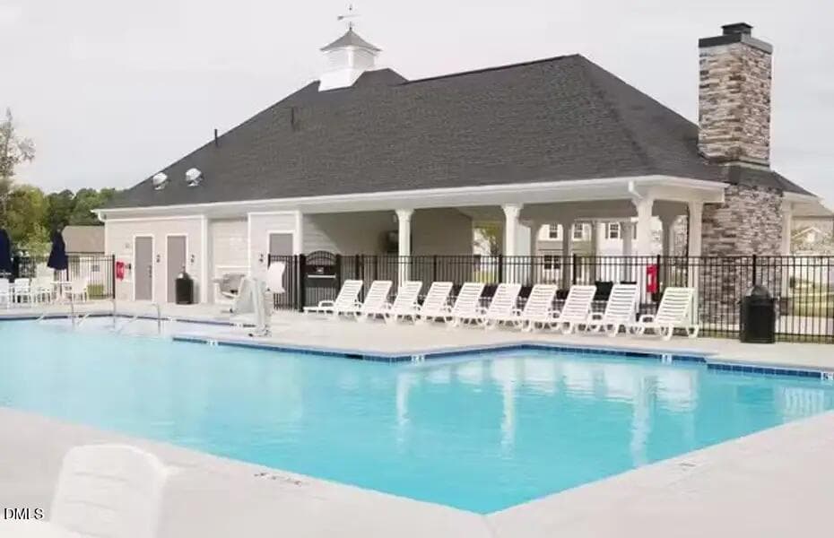 swimming pool 2 - 3516 Sugarplum Road, Raleigh, NC 27604, Raleigh