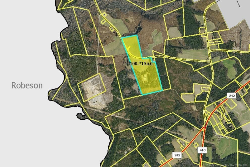 Photo 2 - 4754 Berry Lewis Road, Bladenboro, NC 28320