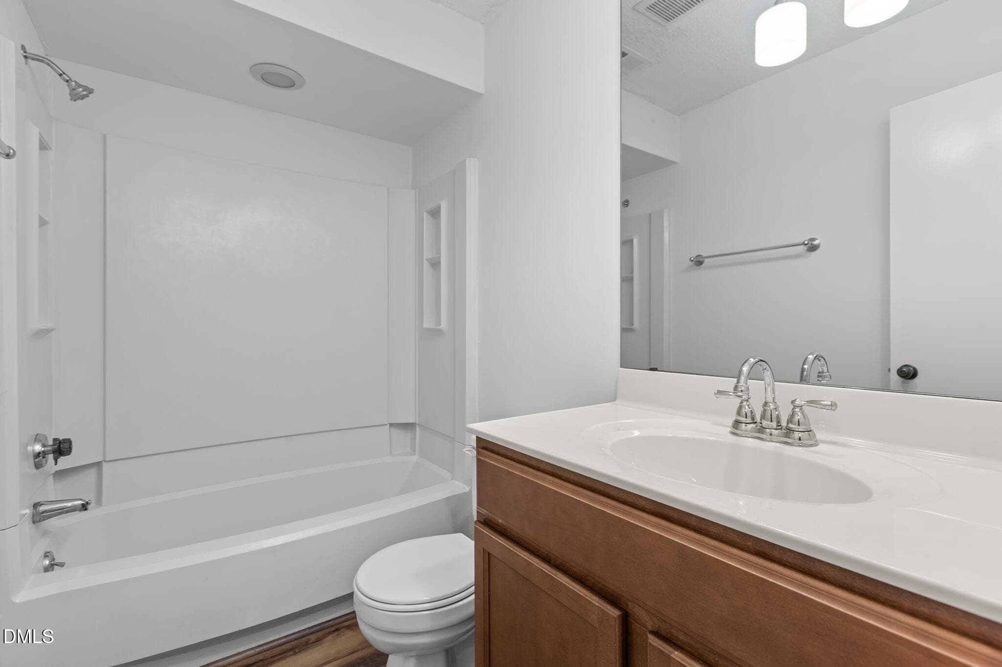 17-web-or-mls-2N6A0877 - 500 W Woodcroft Parkway 18c, Durham, NC 27713, Durham