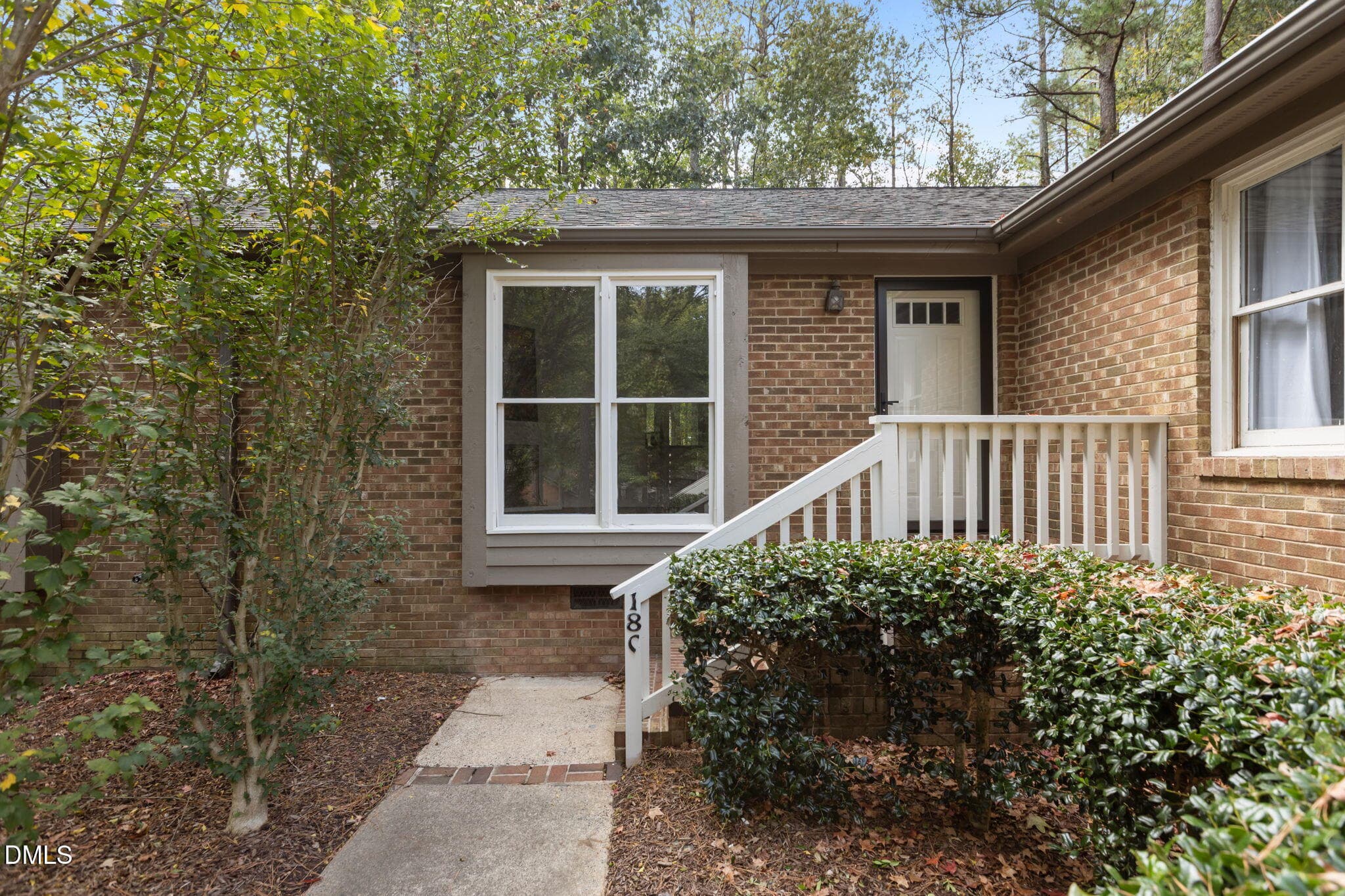 32-web-or-mls-2N6A0909 - 500 W Woodcroft Parkway 18c, Durham, NC 27713, Durham