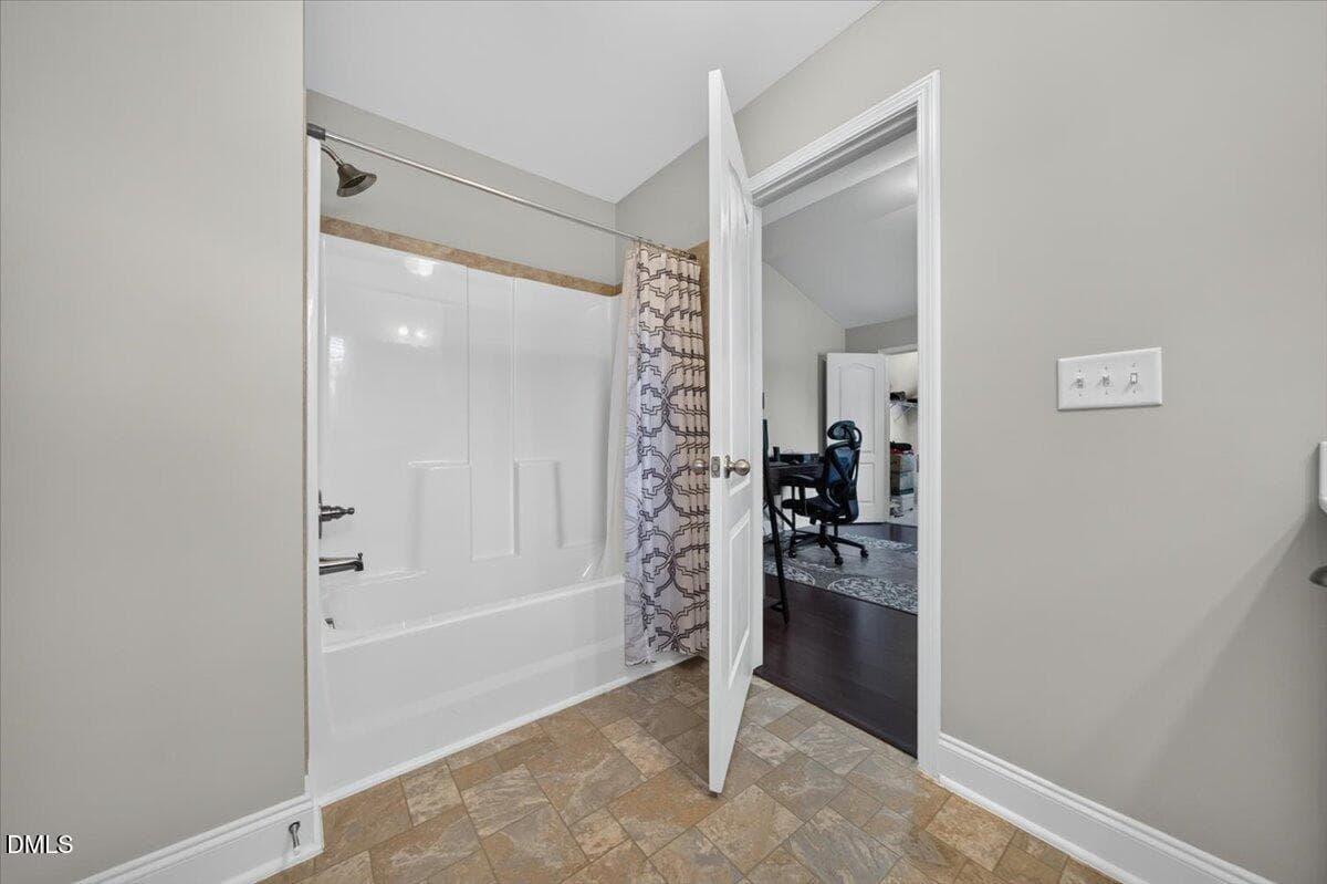 035-247WillireneWayClayton_017_ZRL09370 - 247 Willirene Way, Clayton, NC 27520