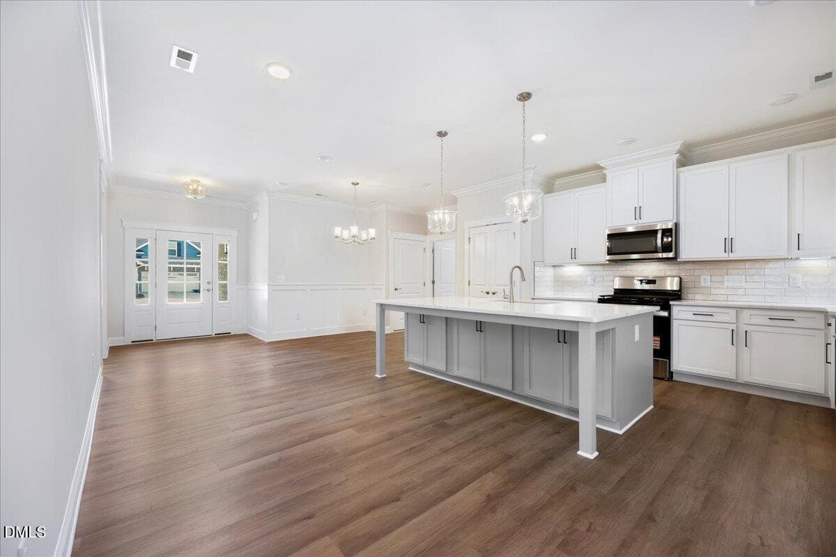05-005 - 1110 Nantucket Drive 92, Mebane, NC 27302