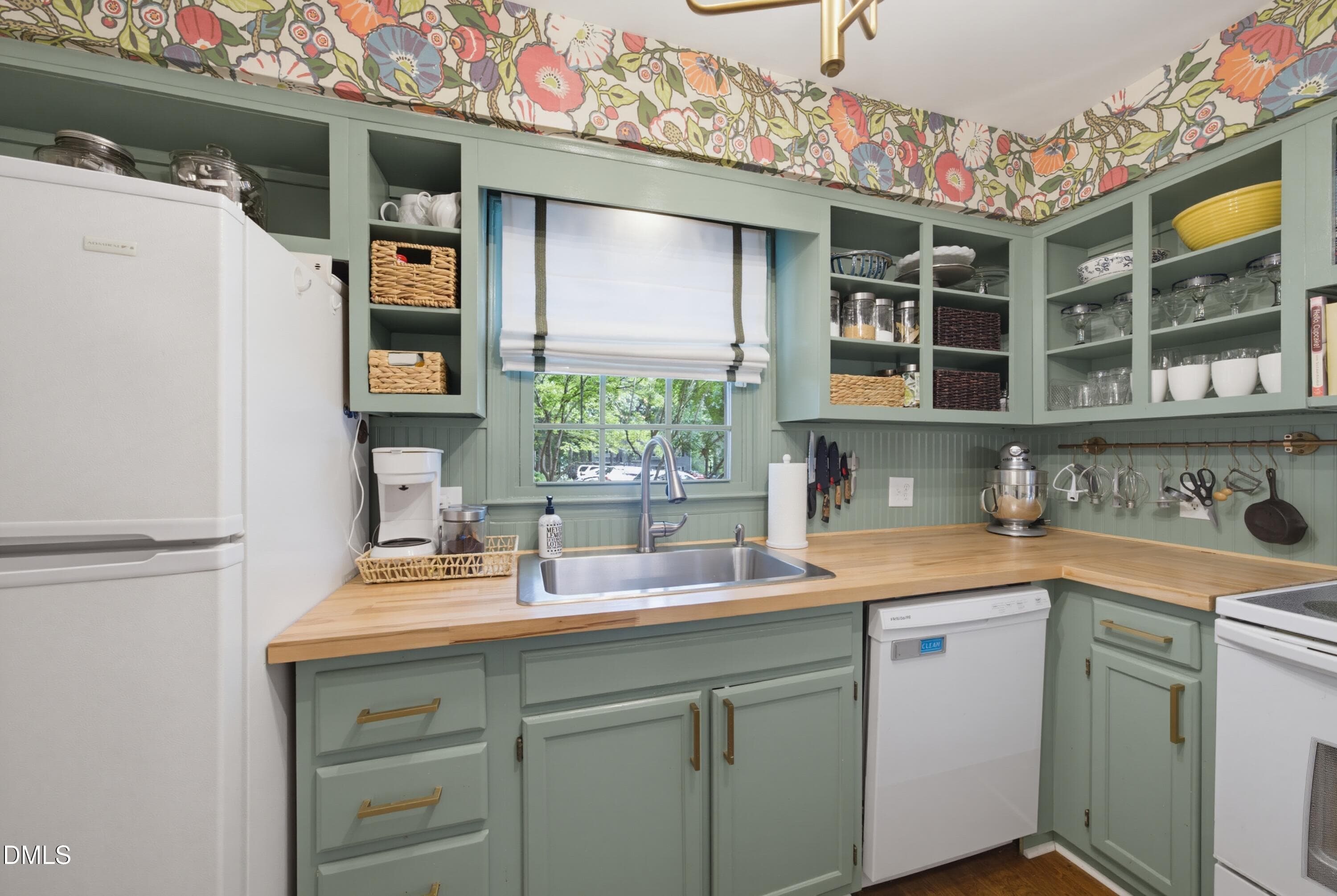 Kitchen - 126 Wythe Circle, Raleigh, NC 27615, Raleigh