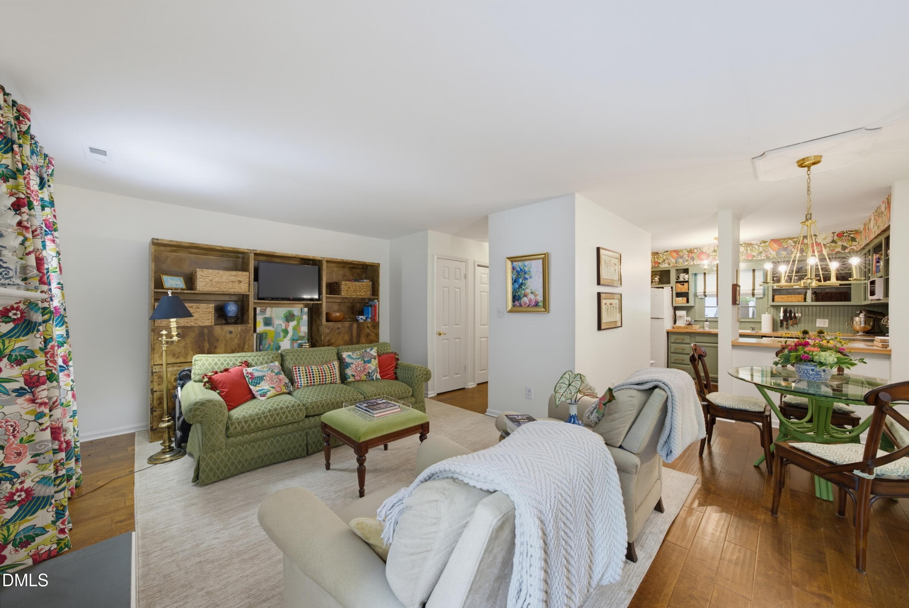 Living Room4 - 126 Wythe Circle, Raleigh, NC 27615, Raleigh