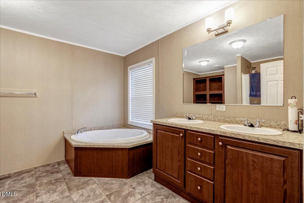 15-DSC09973 - 1779 Wise-five Forks Road, Macon, NC 27551, Macon