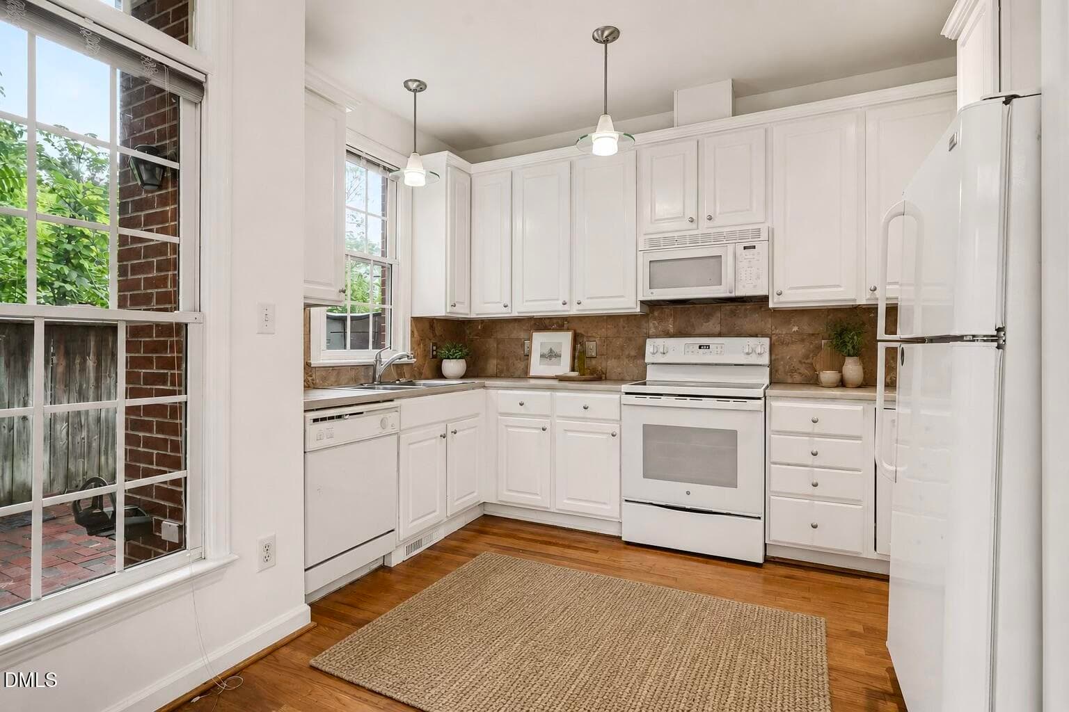 E547FBC1-A99C-4367-9B4A-BD901C03E8E3Chat - 734 Parkham Lane, Raleigh, NC 27603, Raleigh