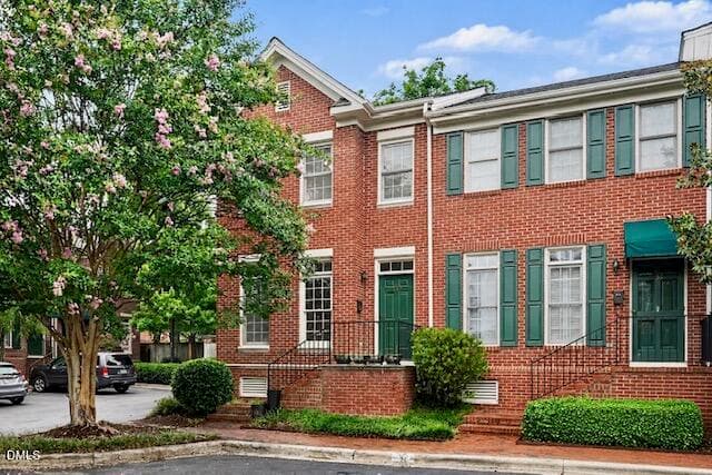 7B973C91-D5D1-4045-947F-15B65402AA1DChat - 734 Parkham Lane, Raleigh, NC 27603, Raleigh