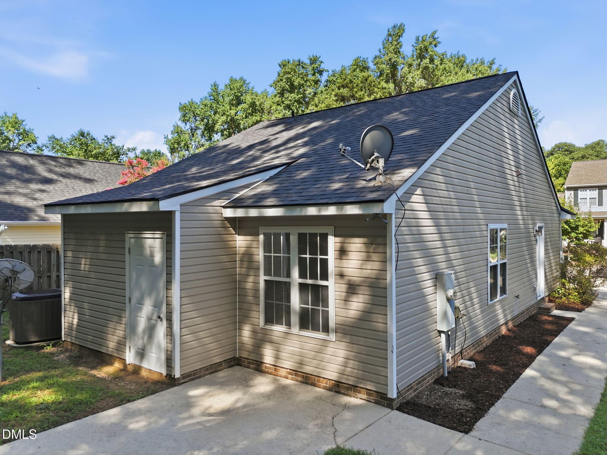 6 - Exterior - 208 Highgate Circle, Wake Forest, NC 27587
