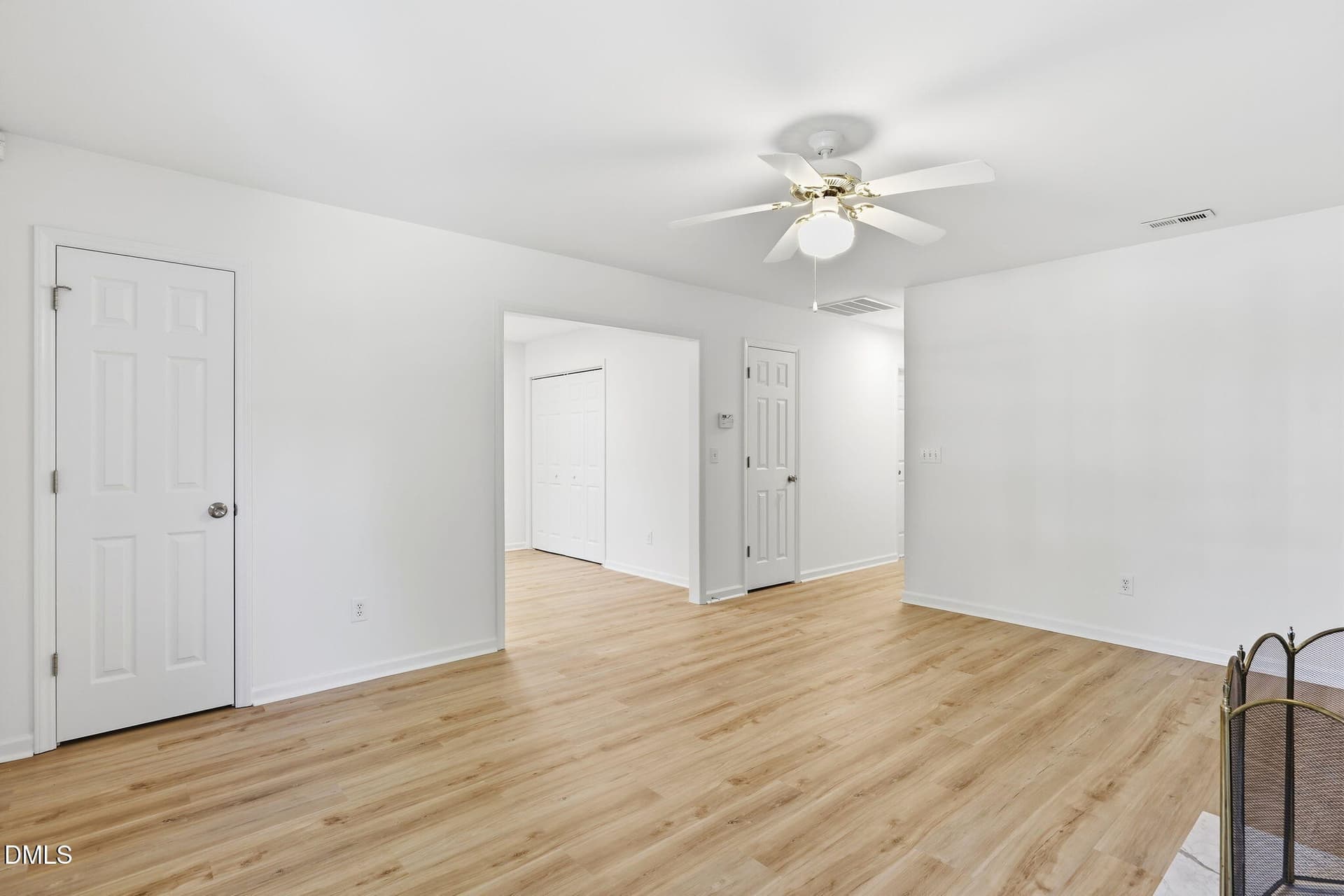 11 - Family Room - 208 Highgate Circle, Wake Forest, NC 27587