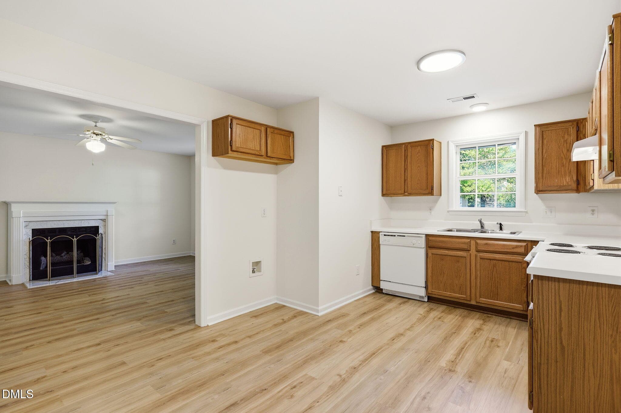 14 - Kitchen - 208 Highgate Circle, Wake Forest, NC 27587