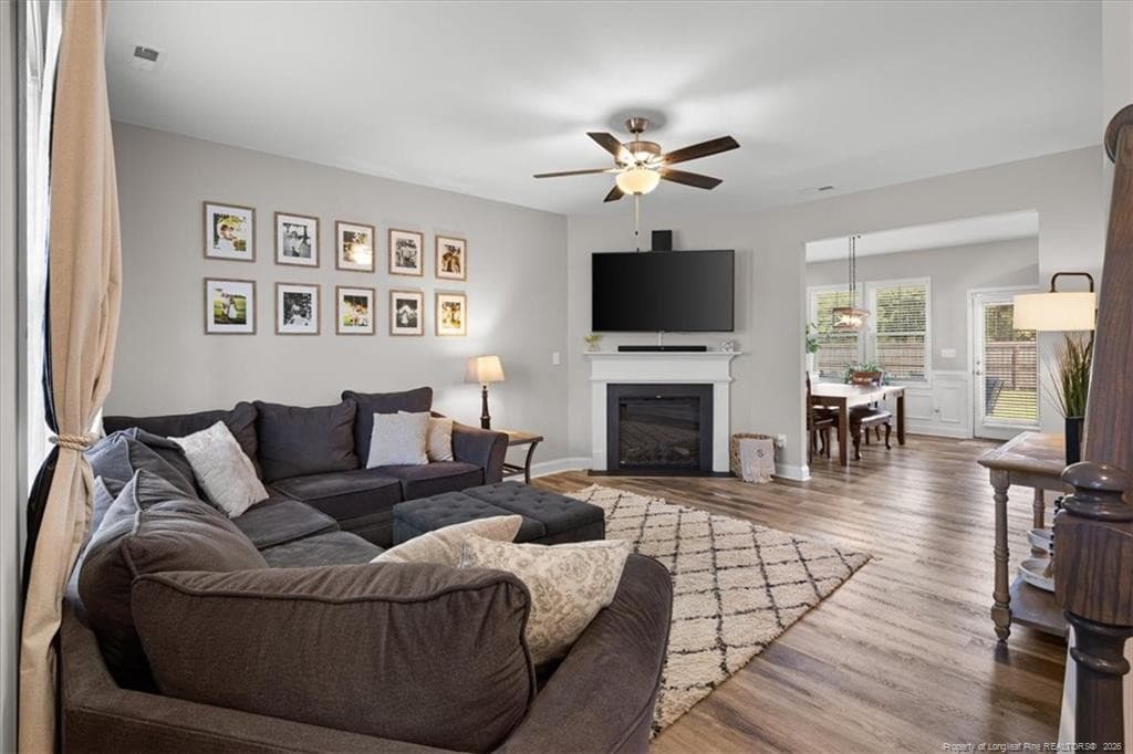 Photo 10 - 321 Glee Street, Hope Mills, NC 28348
