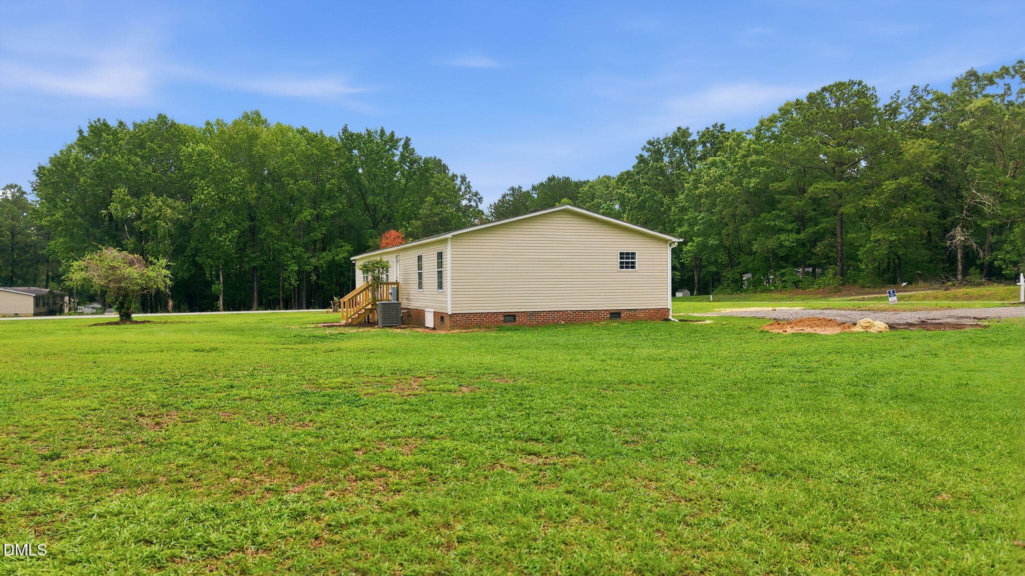 35 - Yard - 102 Pineview Drive, Louisburg, NC 27549, Louisburg