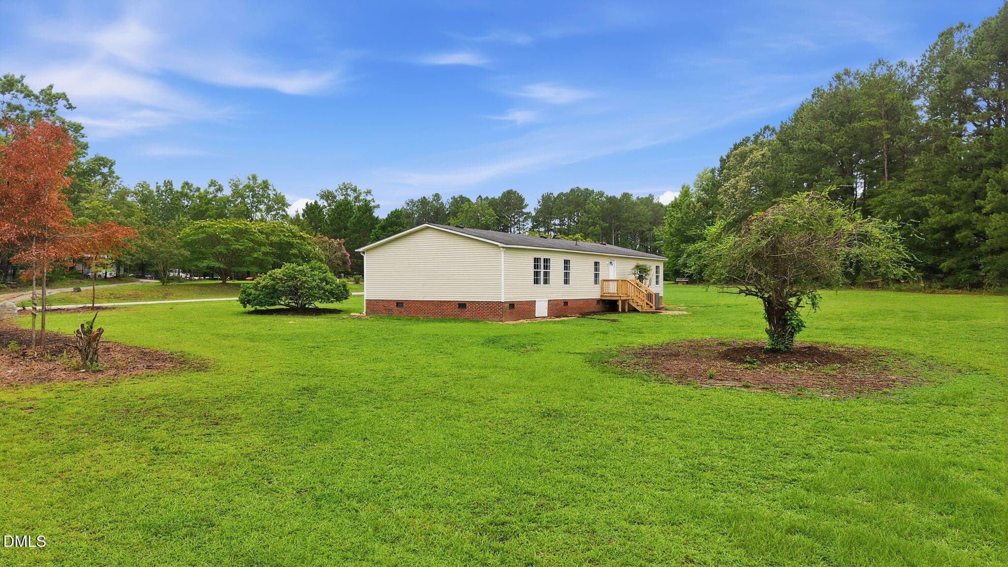39 - Yard - 102 Pineview Drive, Louisburg, NC 27549, Louisburg