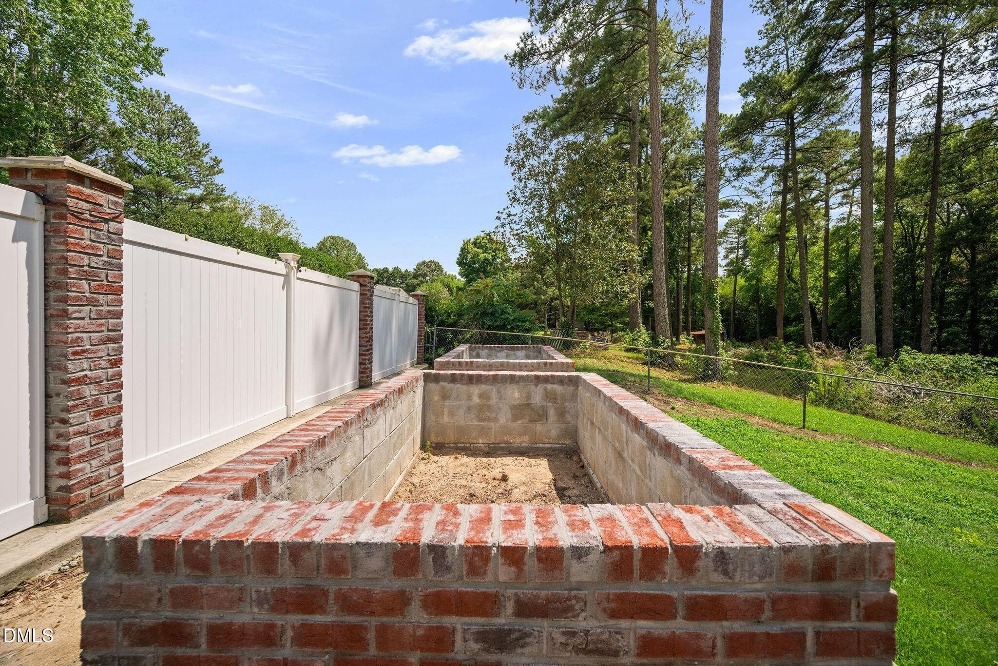 3009 Damson raised garden bed - 3009 Damson Court, Wake Forest, NC 27587