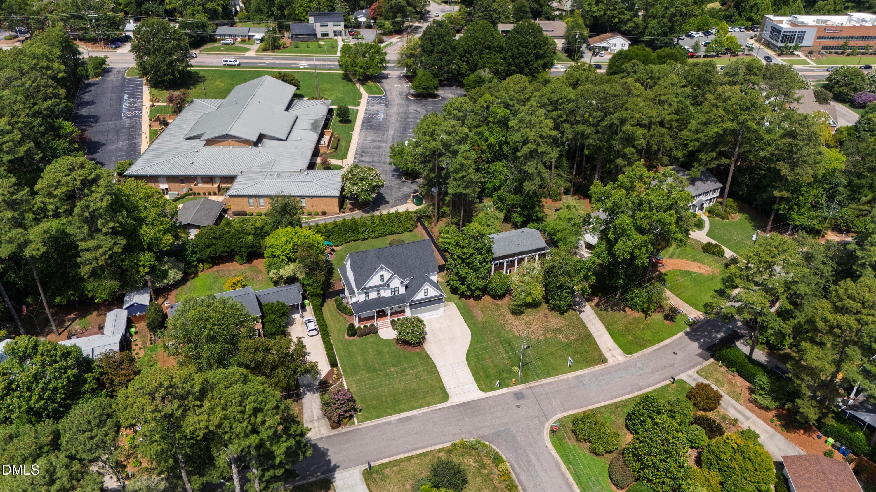 Sandlewood (4) - 5021 Sandlewood Drive, Raleigh, NC 27609, Raleigh