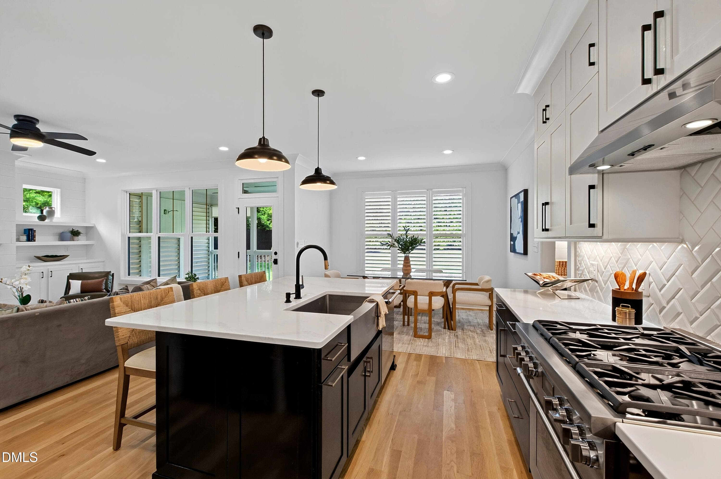 Sandlewood (18) - 5021 Sandlewood Drive, Raleigh, NC 27609, Raleigh