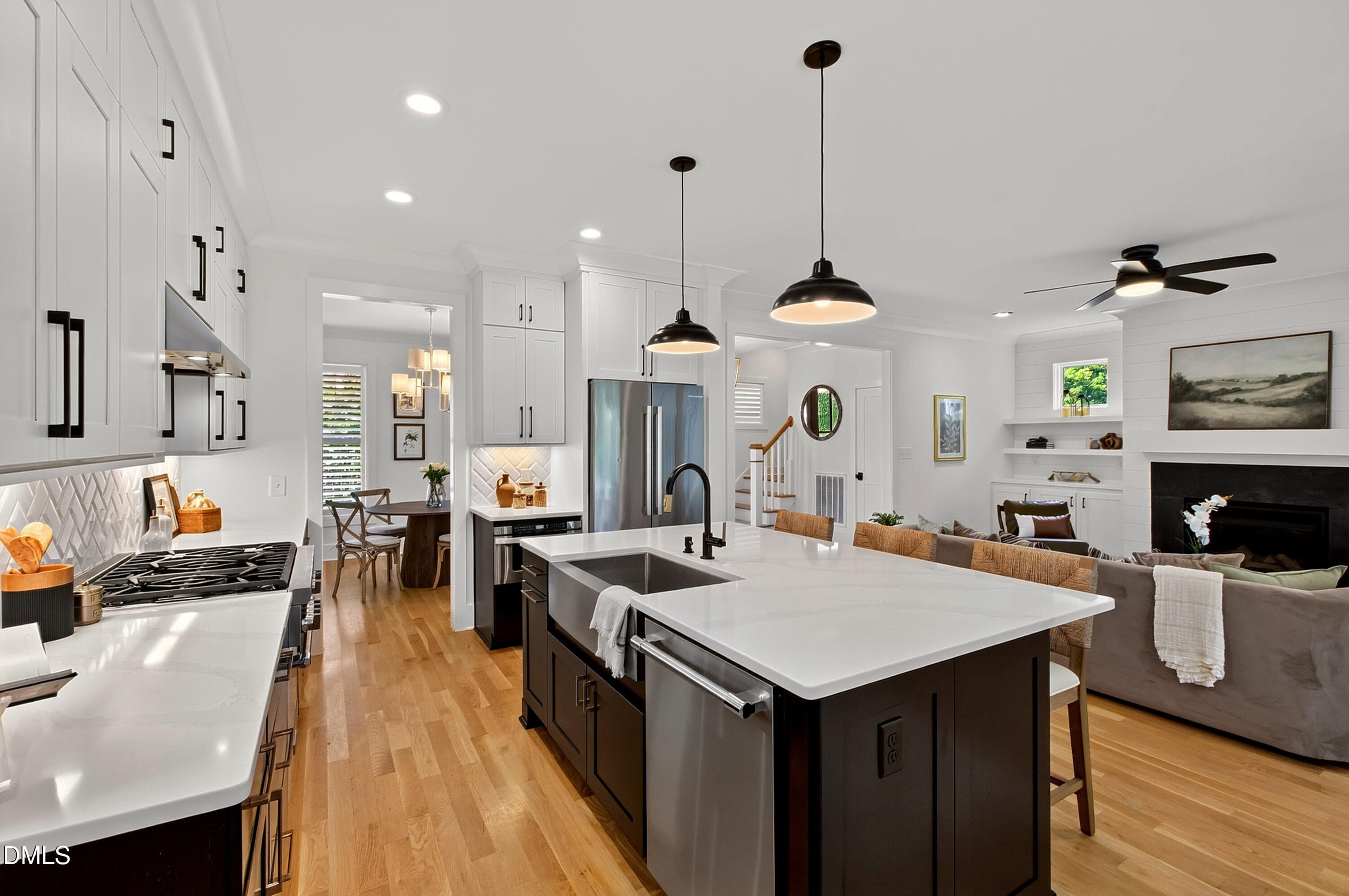 Sandlewood (22) - 5021 Sandlewood Drive, Raleigh, NC 27609, Raleigh
