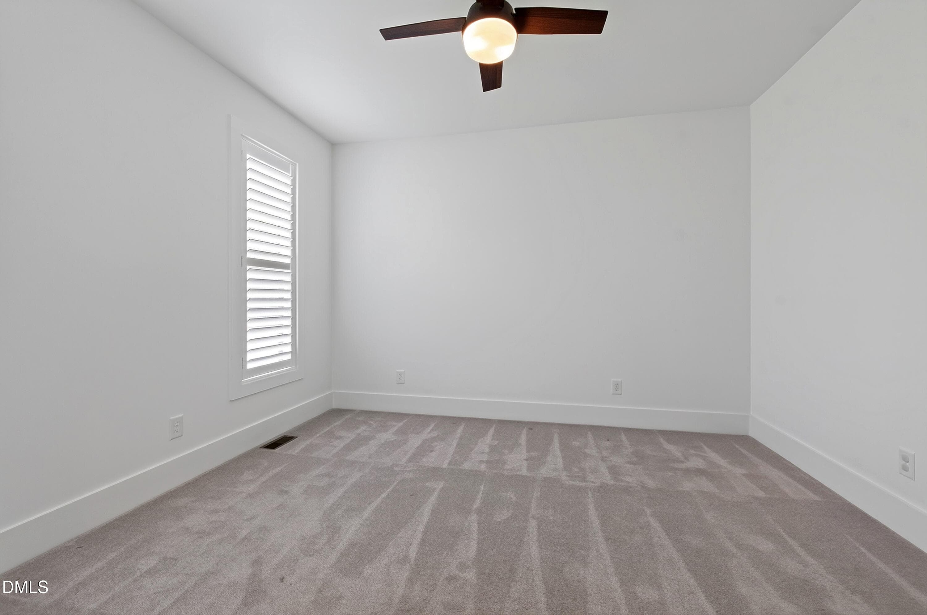 Sandlewood (37) - 5021 Sandlewood Drive, Raleigh, NC 27609, Raleigh
