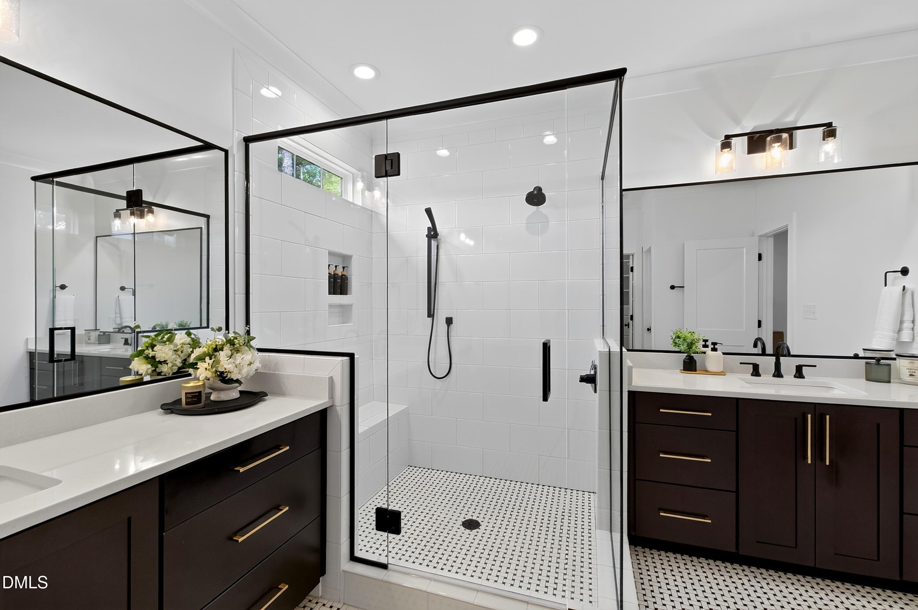 Sandlewood (67) - 5021 Sandlewood Drive, Raleigh, NC 27609, Raleigh