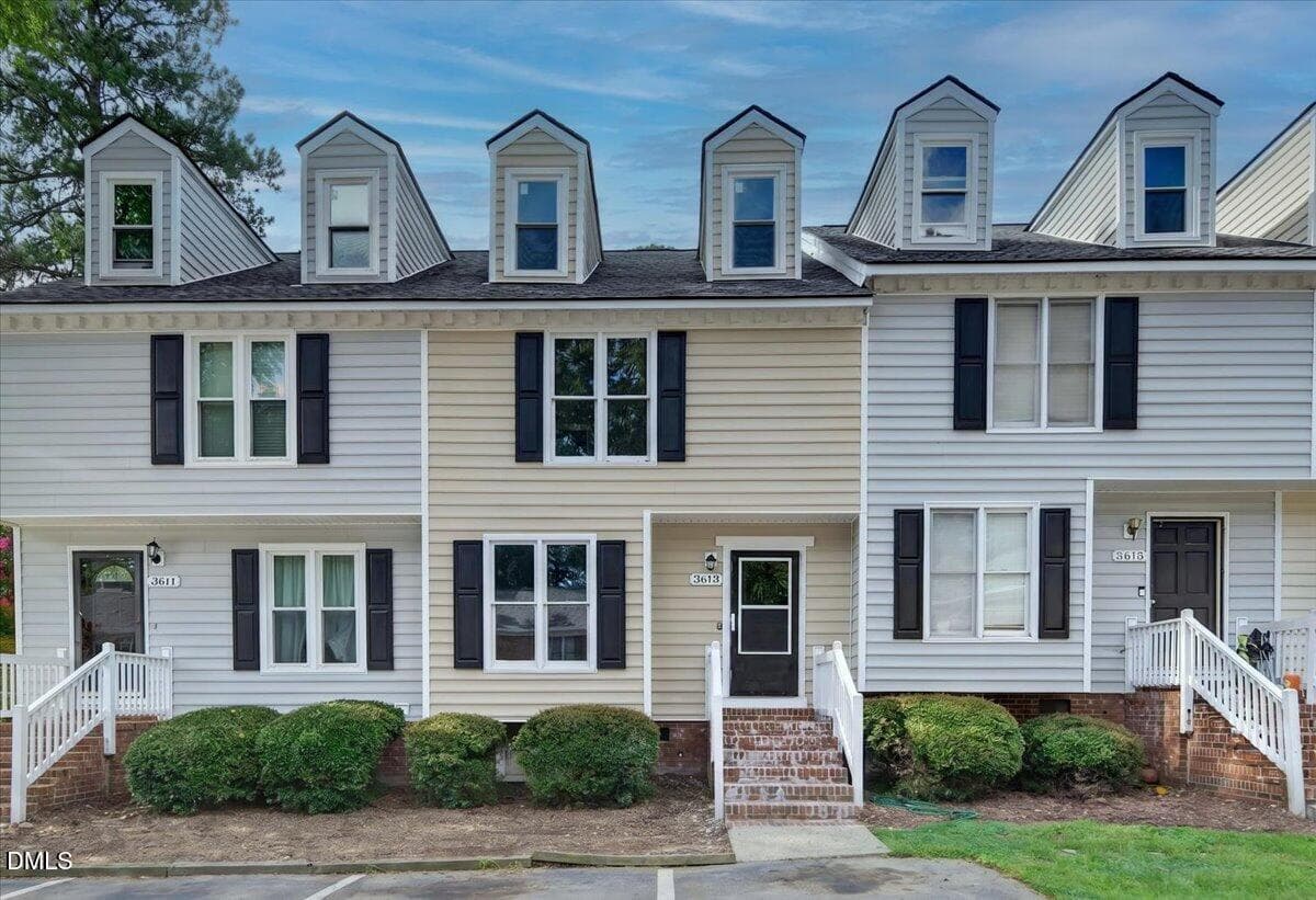 09-3613PlumbridgeCtRaleigh_009 - 3613 Plumbridge Court, Raleigh, NC 27613, Raleigh