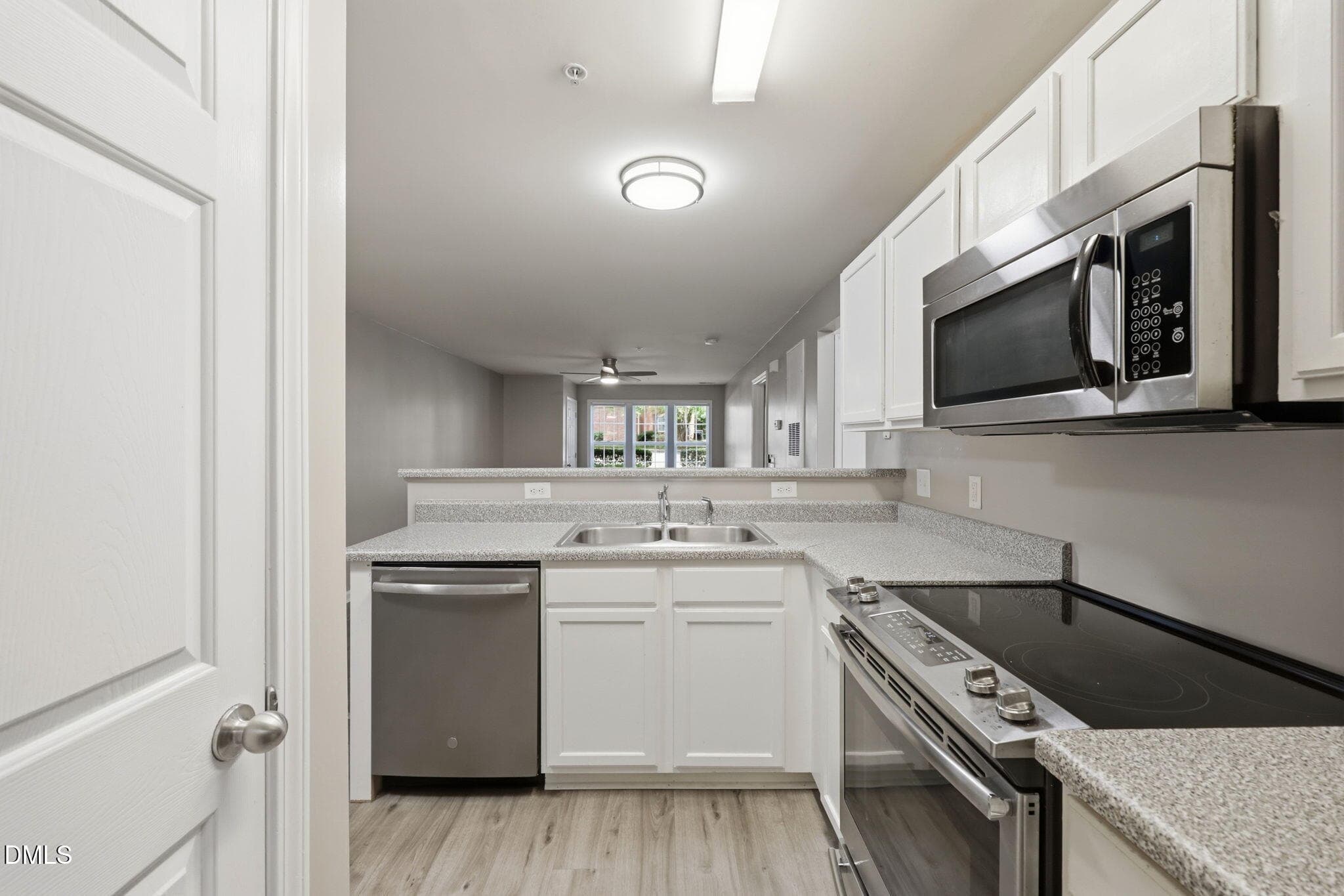 Kitchen - 1801 Trailwood Heights Lane 104, Raleigh, NC 27603, Raleigh