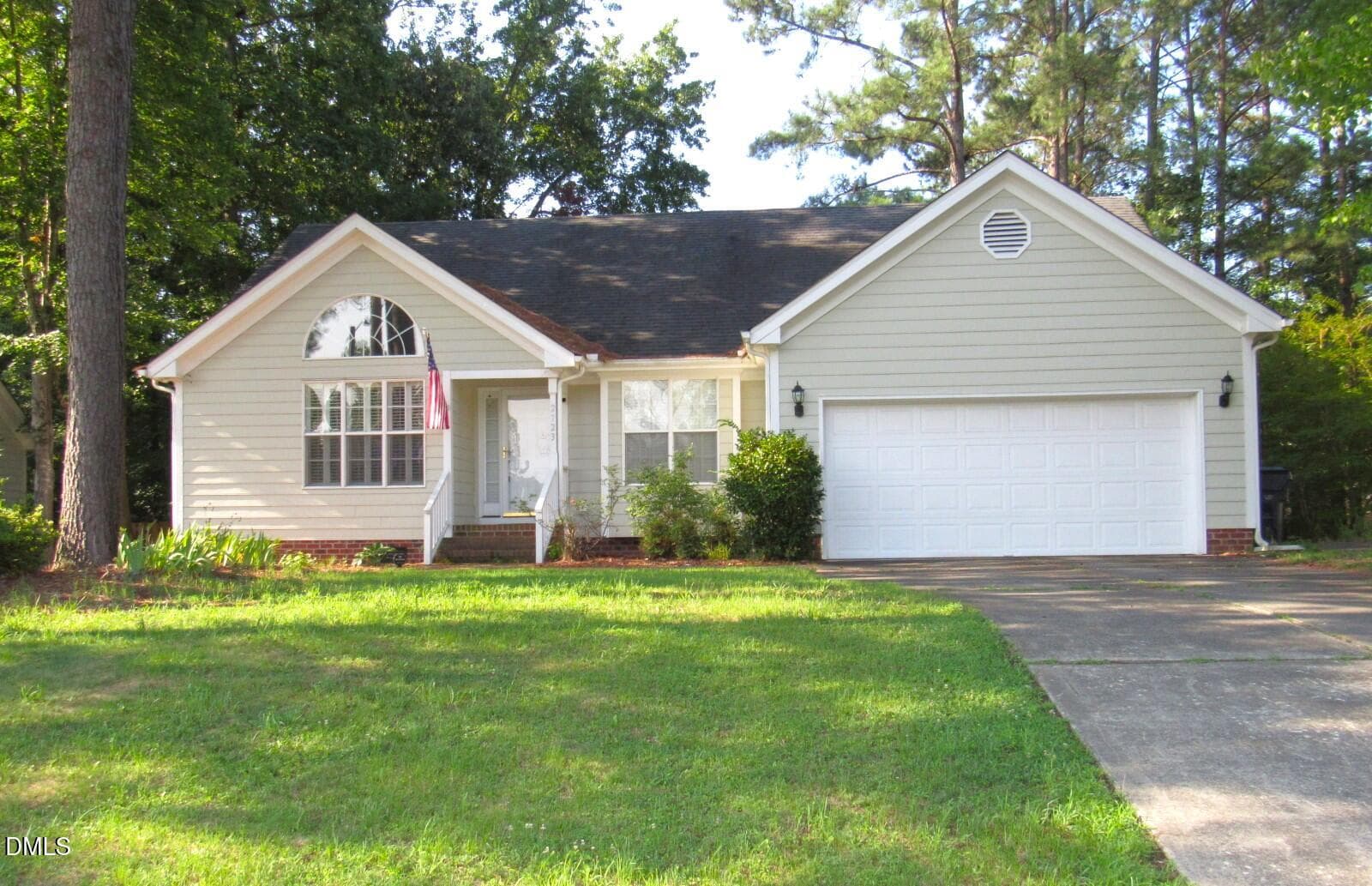 2723 Clifton Avenue, Creedmoor, NC 27522