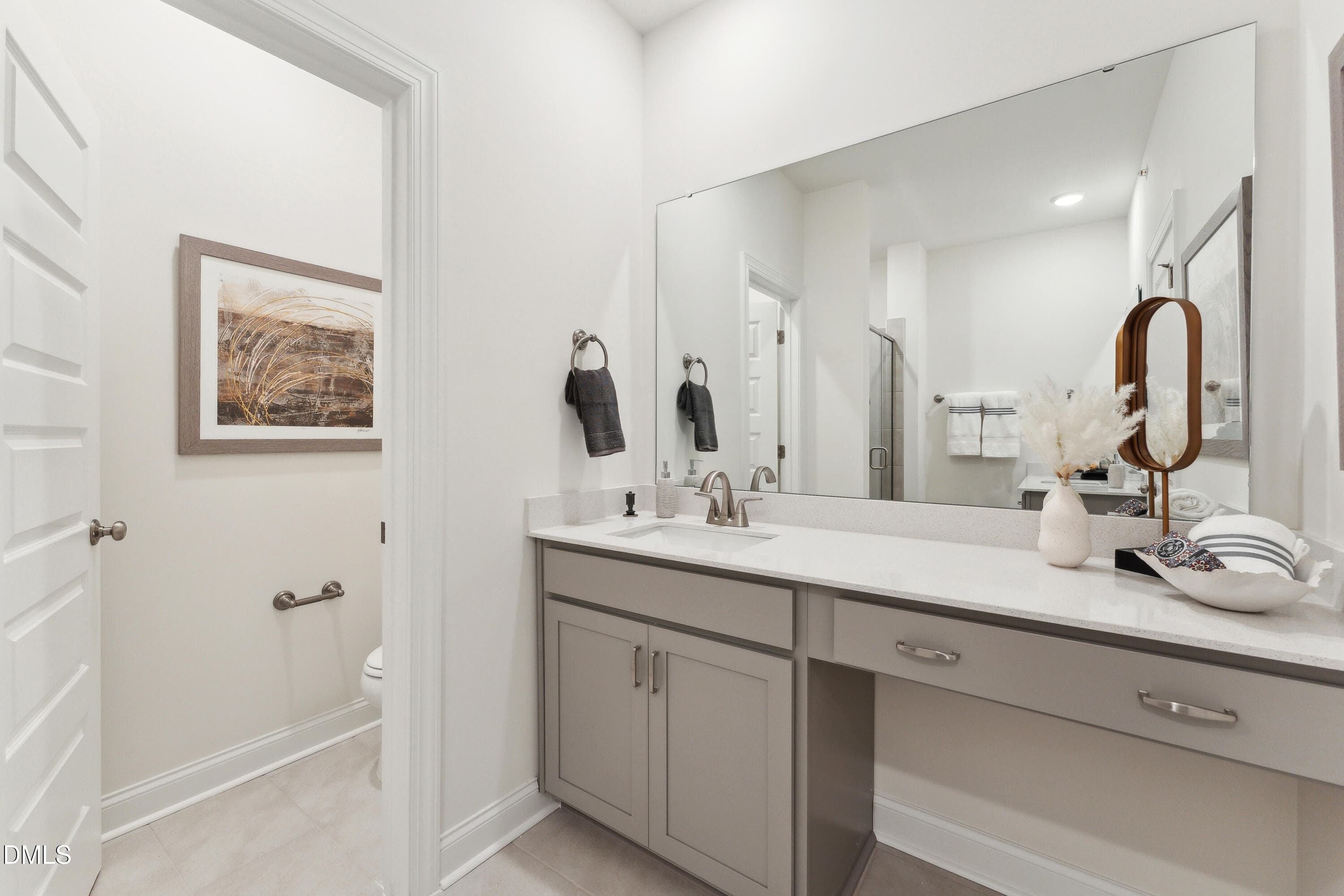 P_RAL_WAI_Julianne_INT_PBTH_1 (1) - 164 N White Street #200, Wake Forest, NC 27587