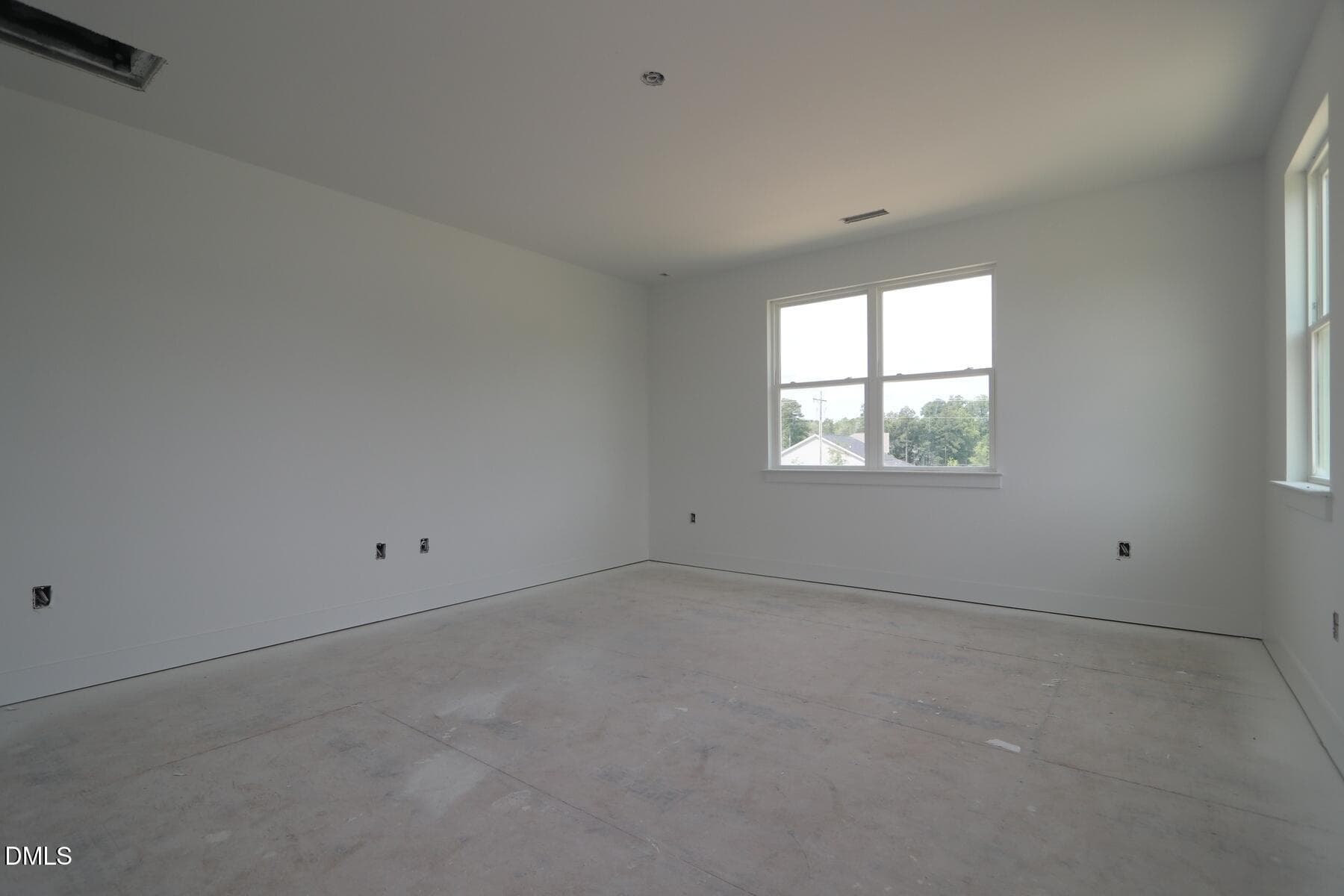 [L69_z012]none12 - 35 Windward Place, Lillington, NC 27546