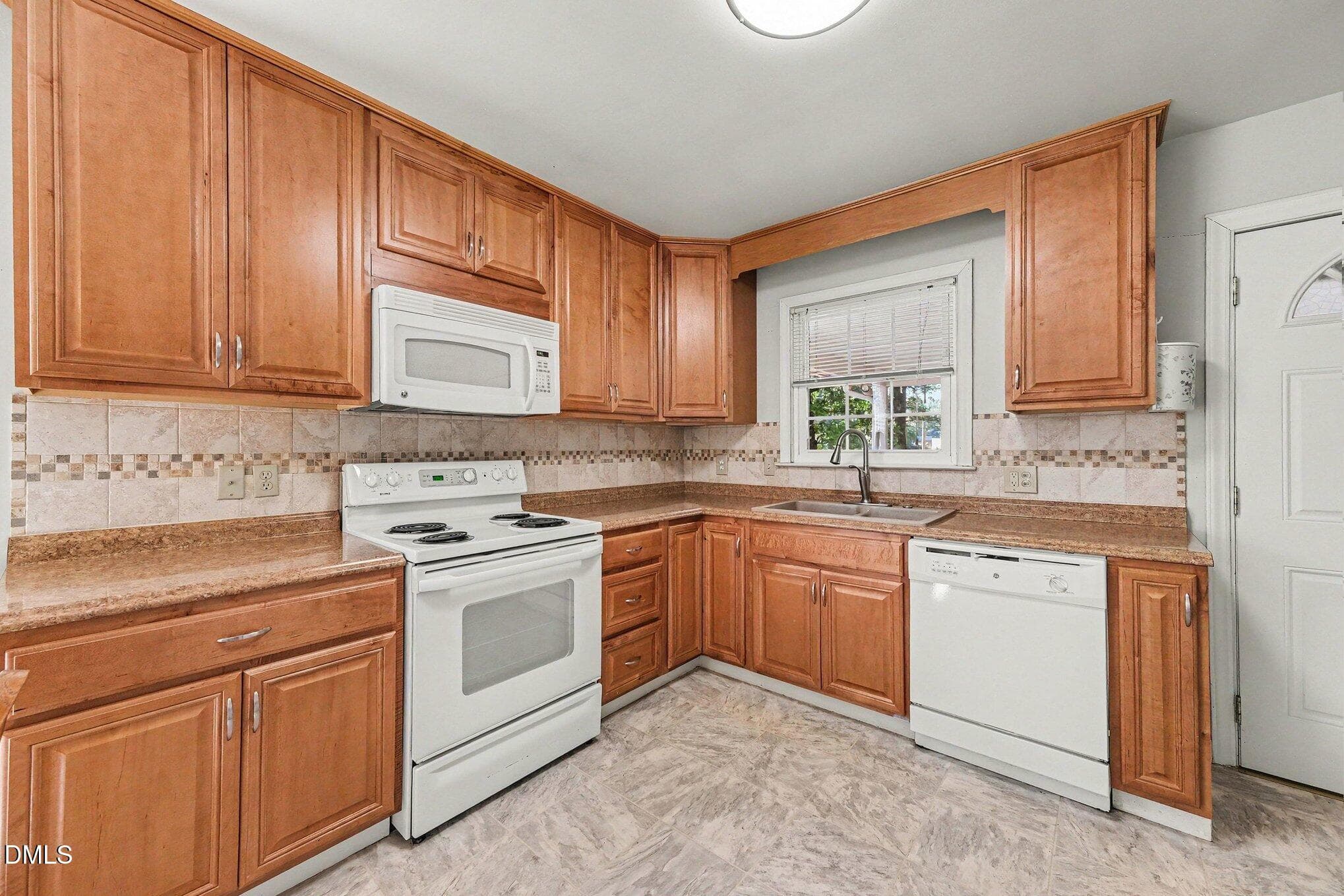014 Kitchen - 4601 Pinedale Drive, Durham, NC 27705, Durham
