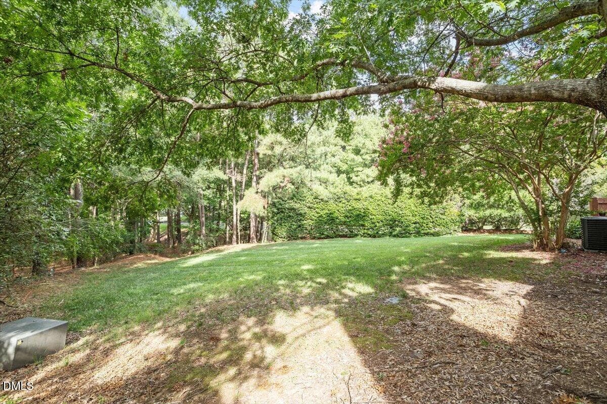 07-104 Sir Richard Ln [3223874]_07150202 - 104 Sir Richard Lane, Chapel Hill, NC 27517, Chapel Hill