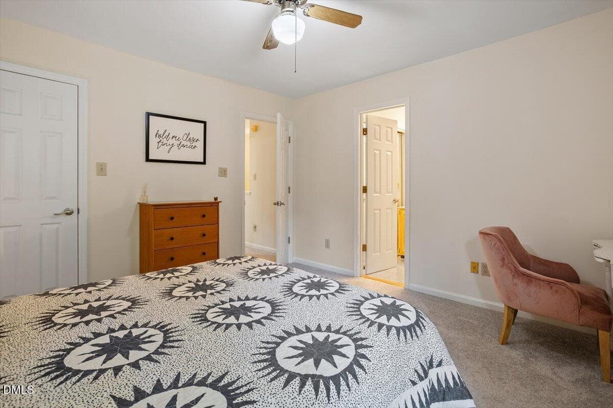 32-104 Sir Richard Ln [3223874]_07150202 - 104 Sir Richard Lane, Chapel Hill, NC 27517, Chapel Hill