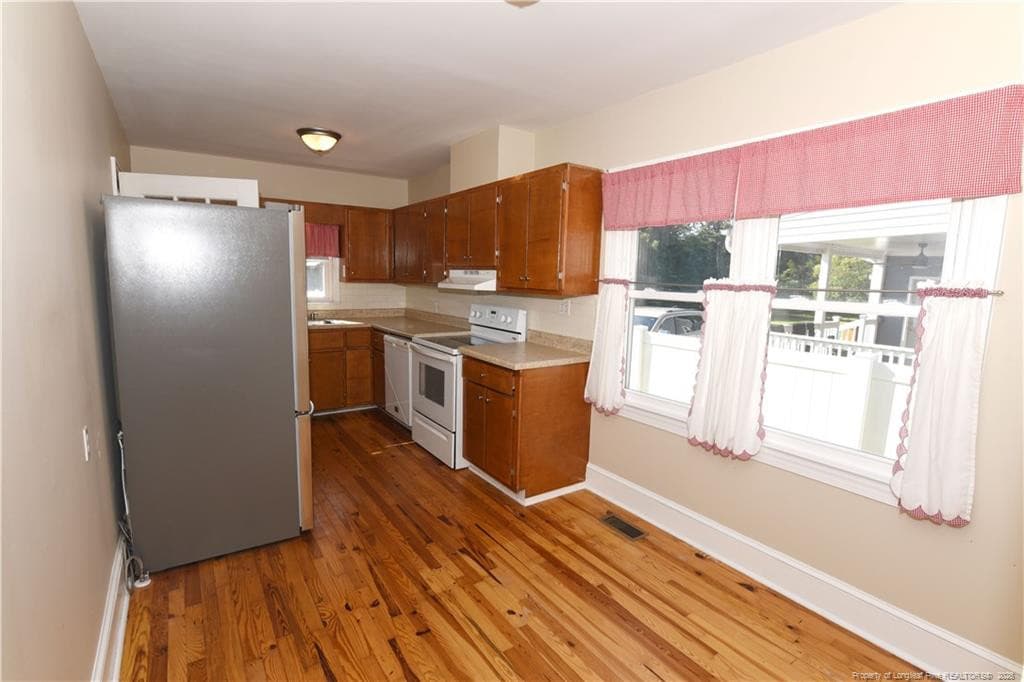 Photo 10 - 513 Godwin Avenue, Lumberton, NC 28358, Lumberton