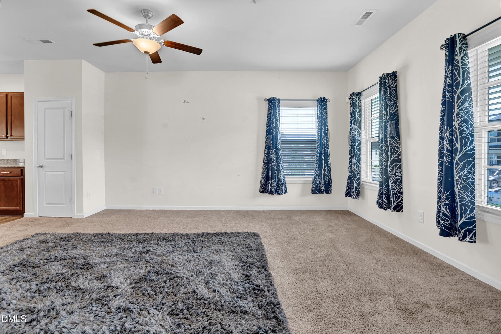 living room - 734 Rolling Creek Circle, Clayton, NC 27520