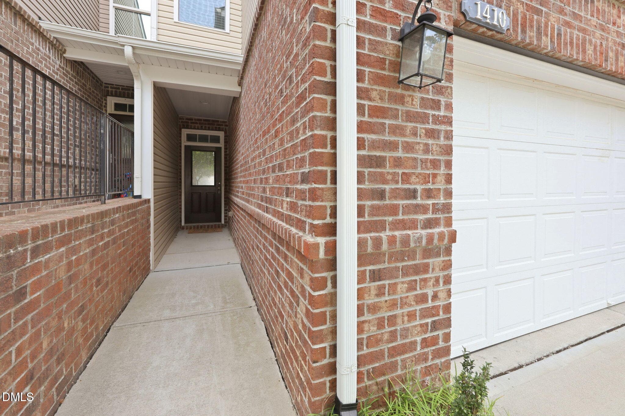 55-web-or-mls-IMG_4369_edit - 1410 Glenwater Drive, Cary, NC 27519, Cary
