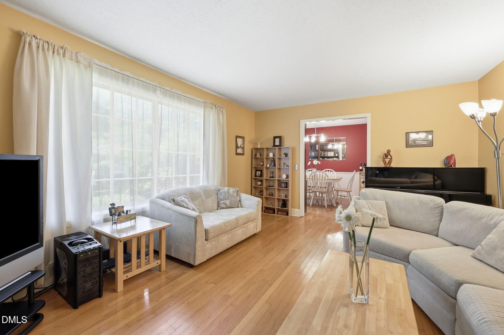 24-web-or-mls-IMG_4815 - 409 Oakridge Road, Cary, NC 27511, Cary