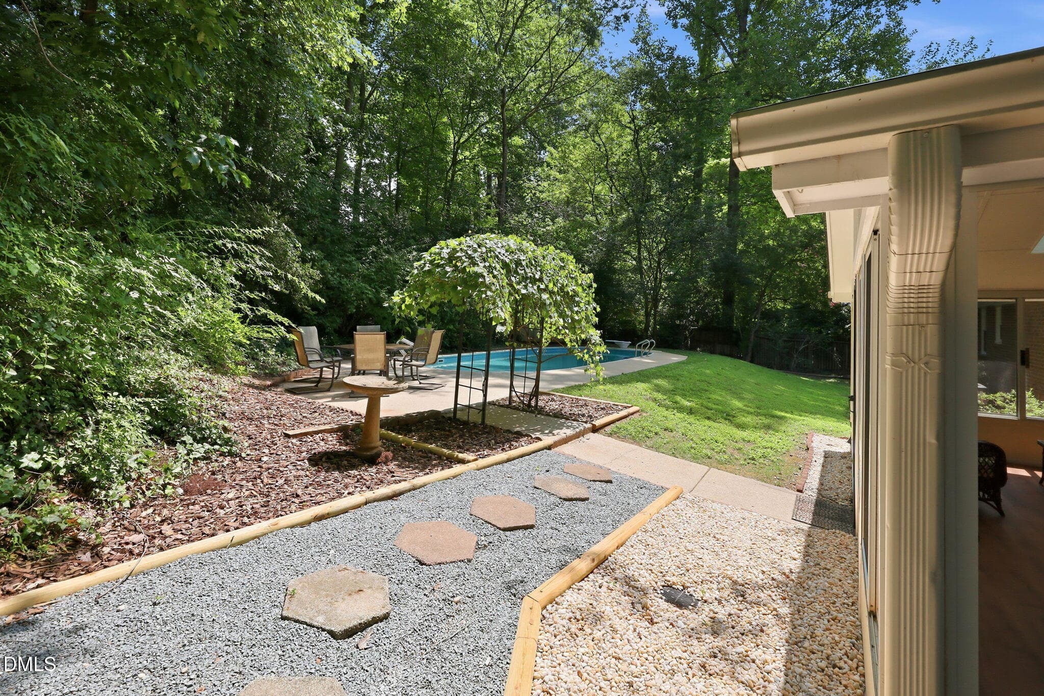 42-web-or-mls-IMG_4878 - 409 Oakridge Road, Cary, NC 27511, Cary