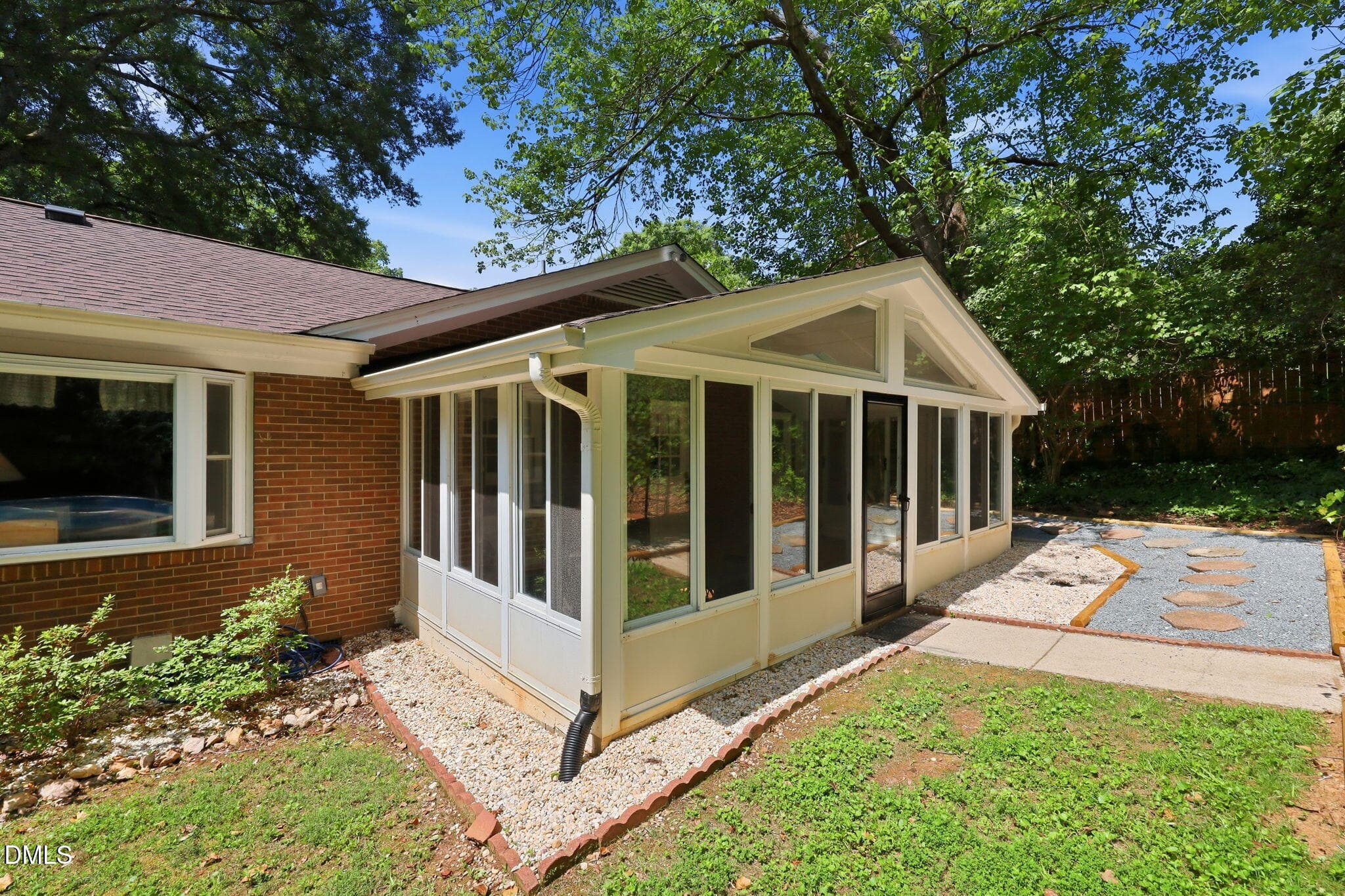 44-web-or-mls-IMG_4880 - 409 Oakridge Road, Cary, NC 27511, Cary