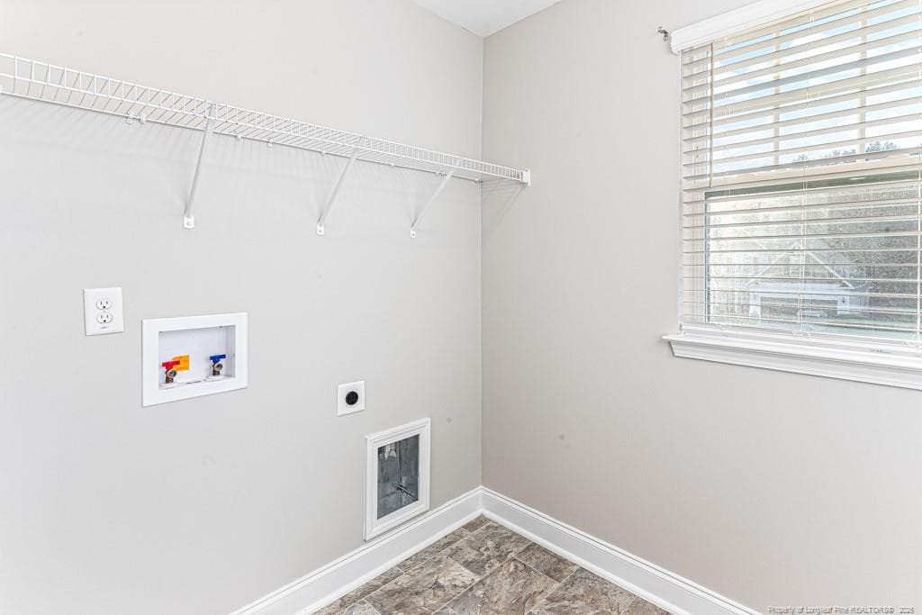 Photo 25 - 2240 Mannington Drive, Fayetteville, NC 28306, Fayetteville