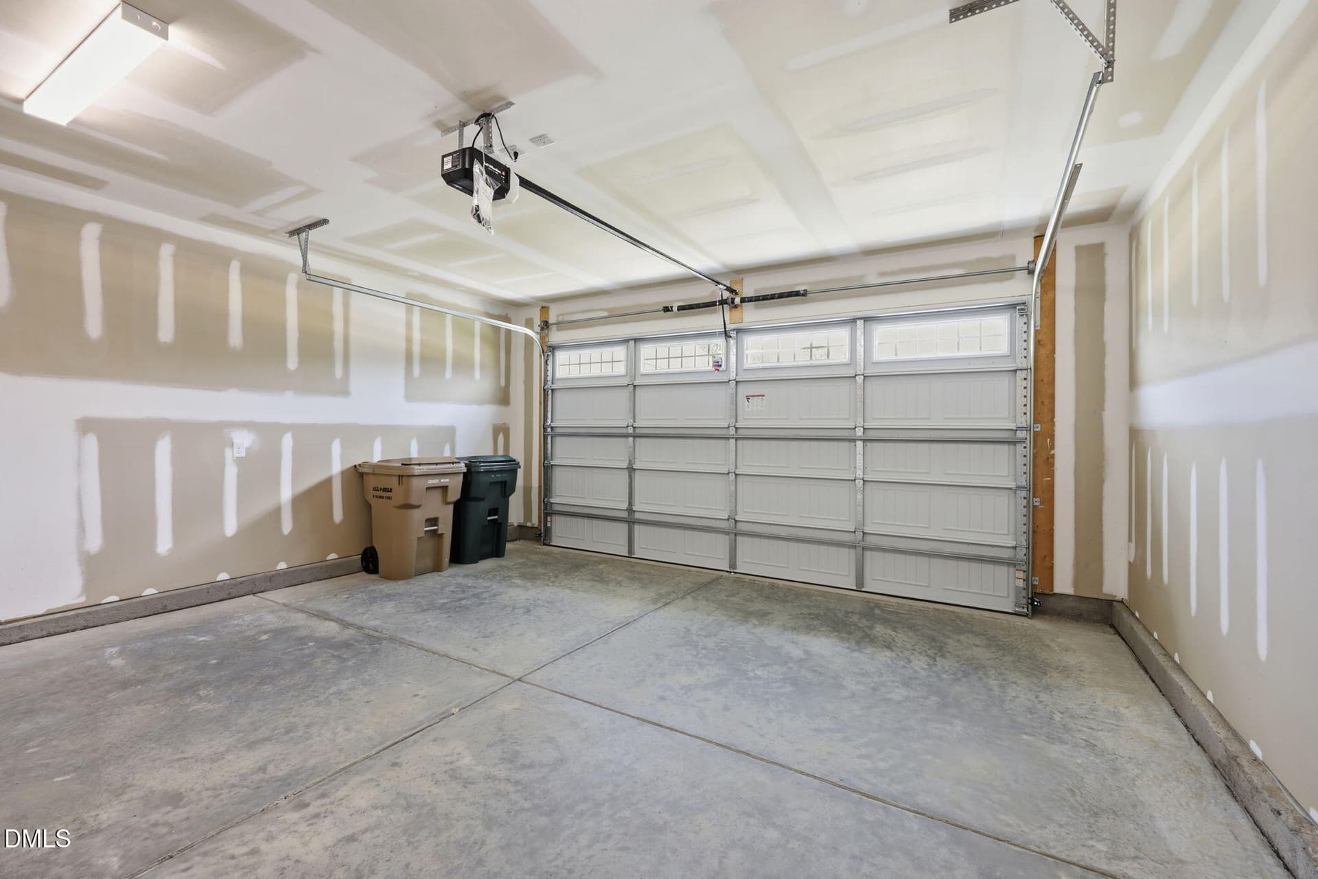 Garage - 135 Railcar Way, Clayton, NC 27520