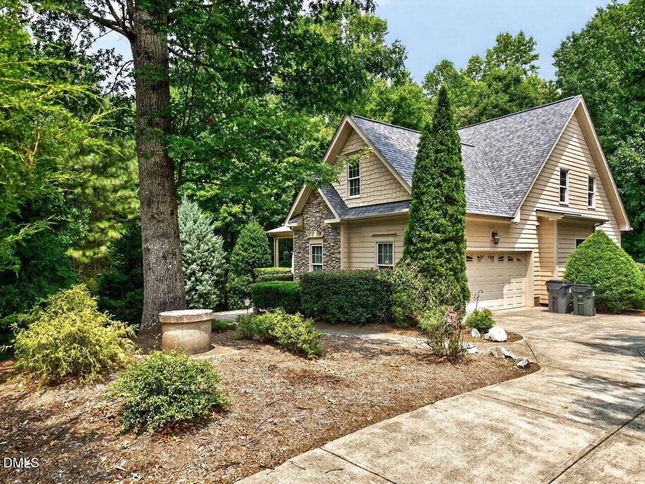 033-1280x960-front-driveway - 1514 Anterra Drive, Wake Forest, NC 27587
