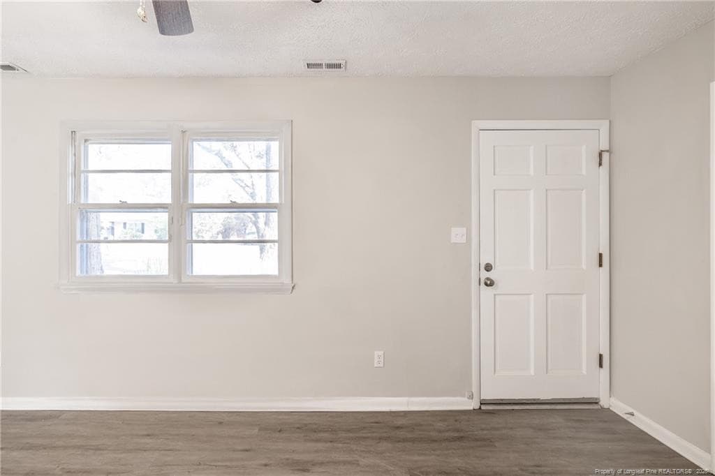 Living room - 3636 Metric Drive, Hope Mills, NC 28348