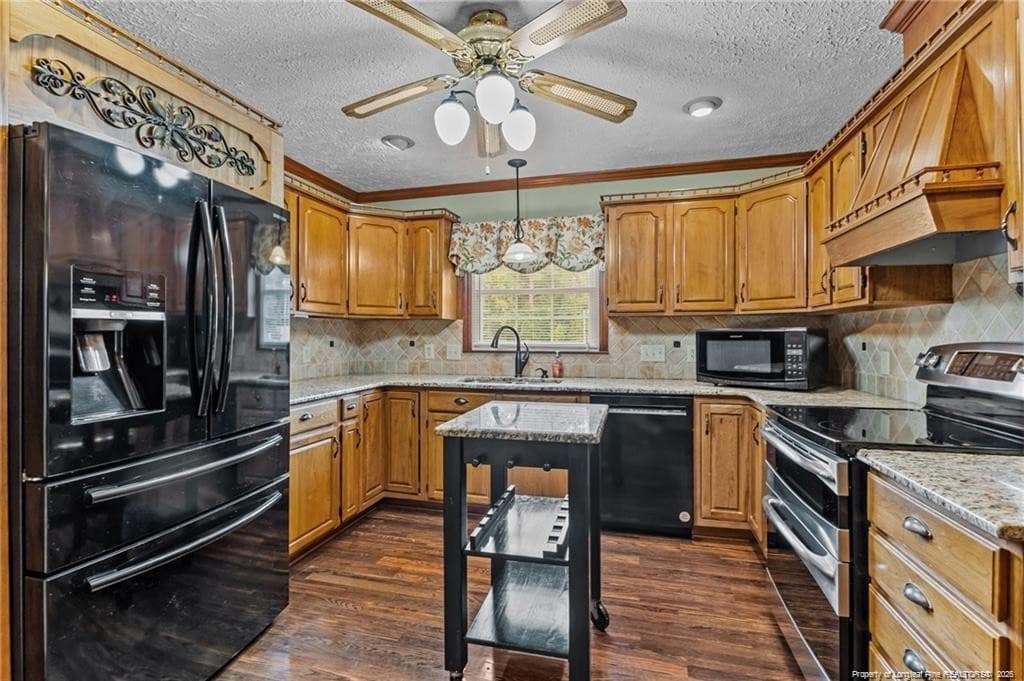 Photo 16 - 1952 Graham Road, Fayetteville, NC 28304, Fayetteville