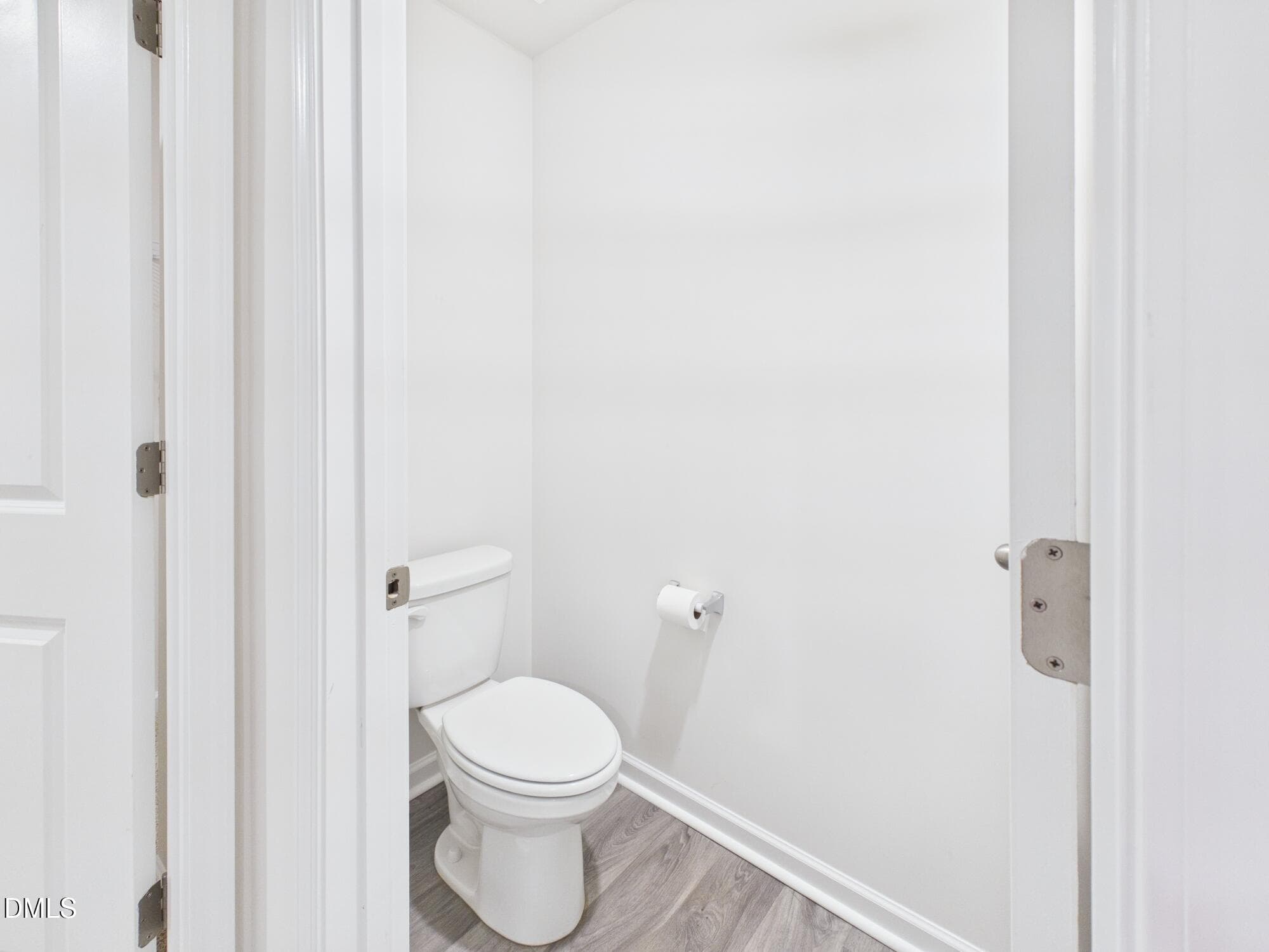Primary water closet - 3005 Egert Drive, Haw River, NC 27258