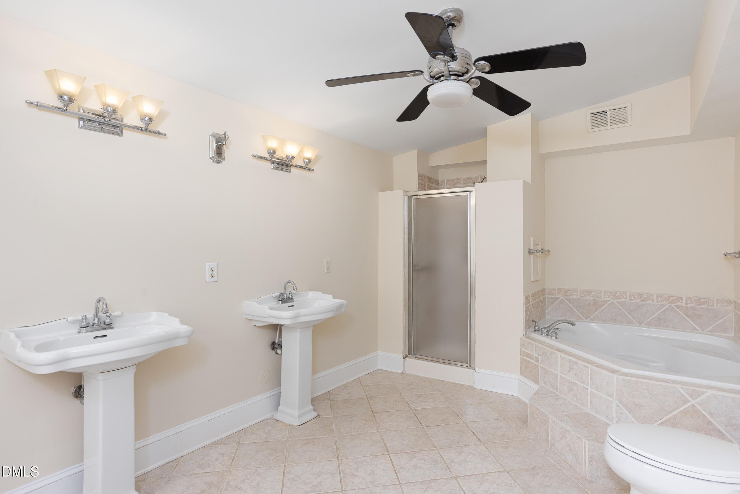 Primary Ensuite - 1016 Wells Street, Durham, NC 27707, Durham