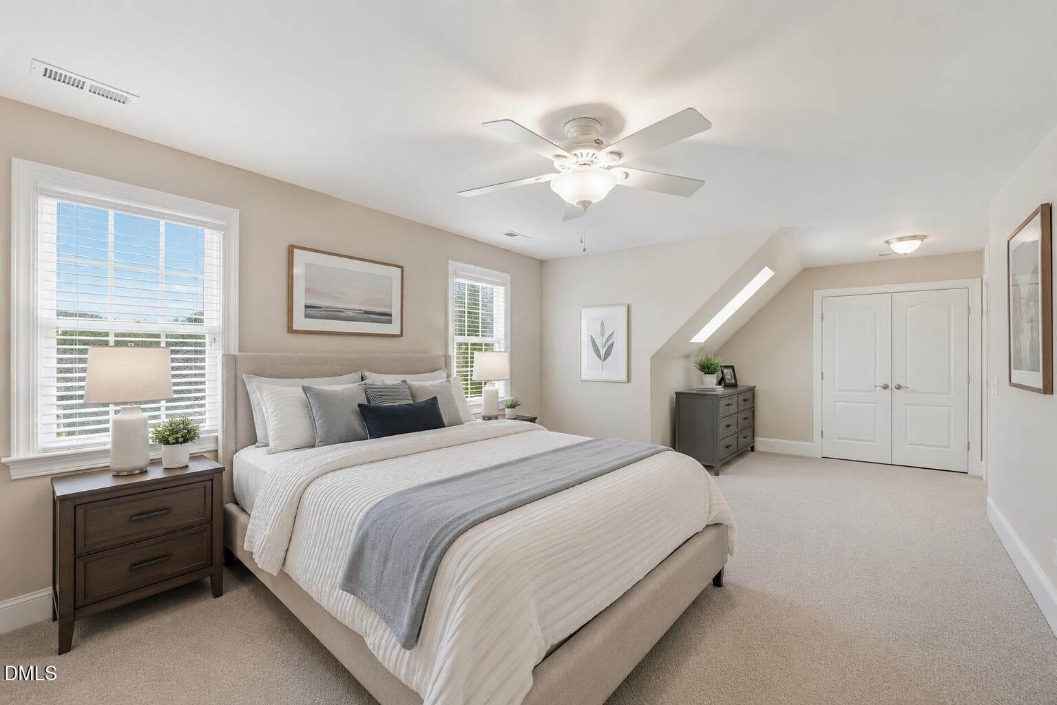 Large secondary bedroom - 415 Davis Love Drive, Chapel Hill, NC 27517, Chapel Hill