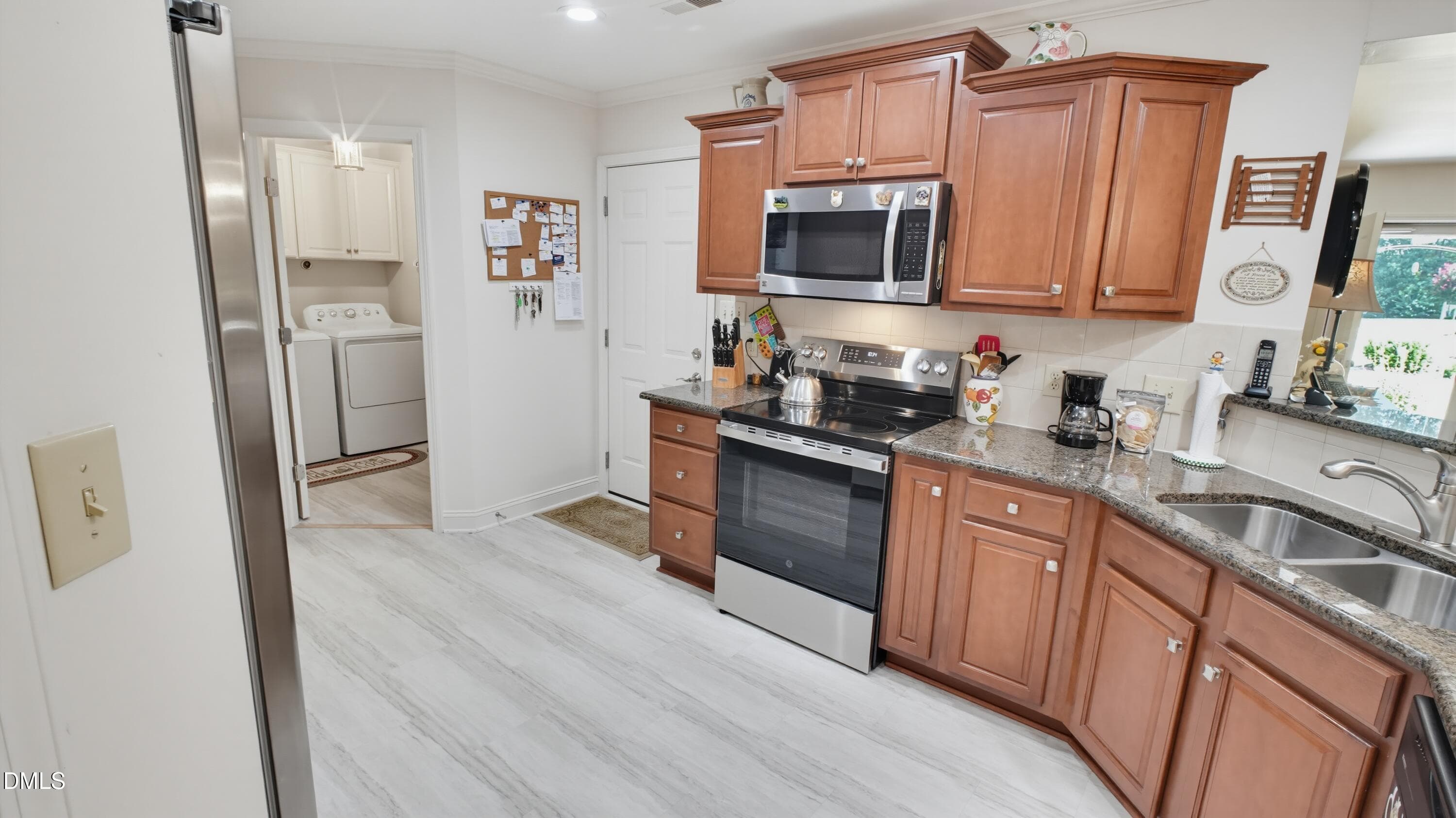 Lots of kitchen space. - 45 Glenfield Drive, Dunn, NC 28334