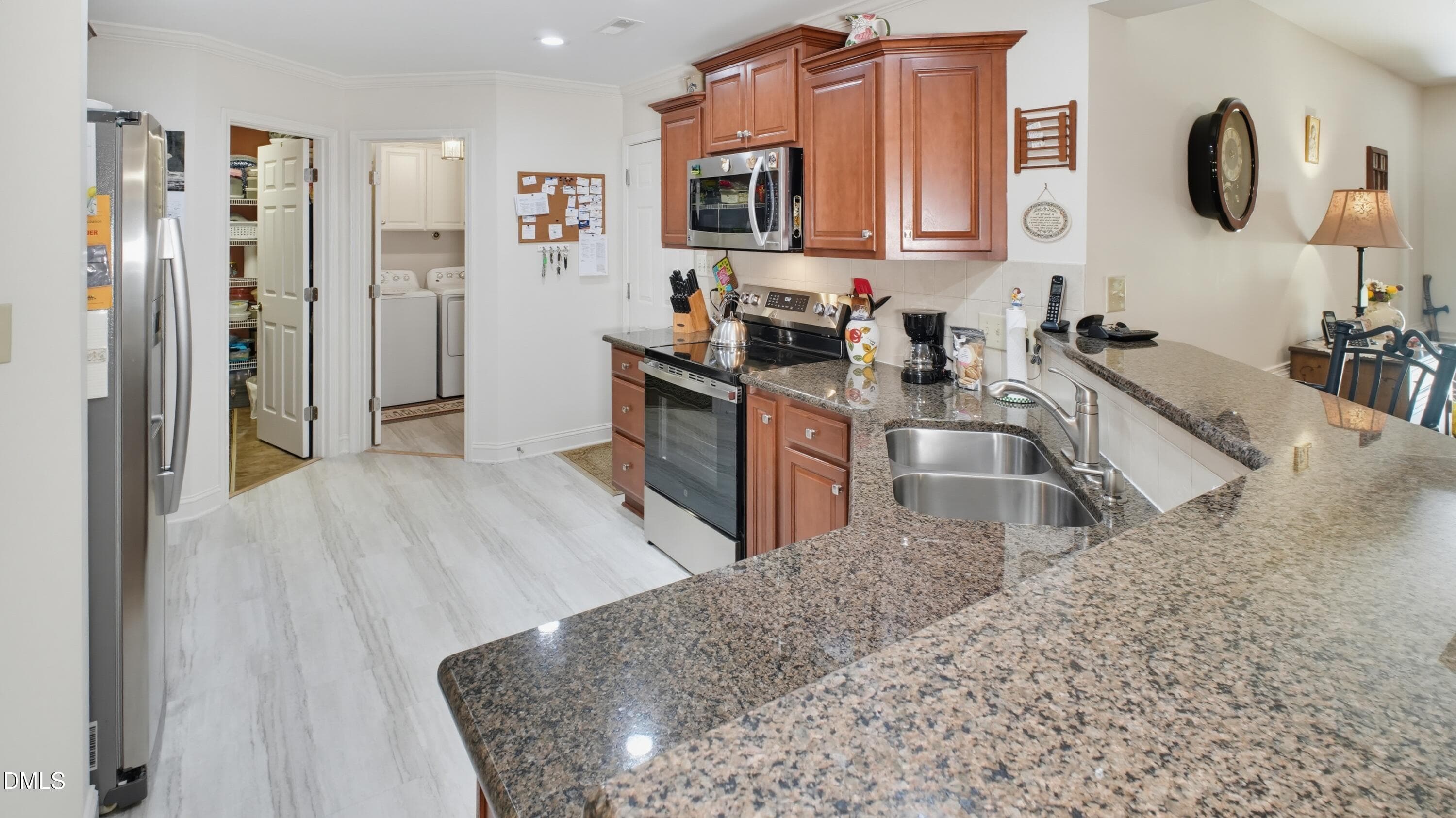 Perfect space for the family chef! - 45 Glenfield Drive, Dunn, NC 28334