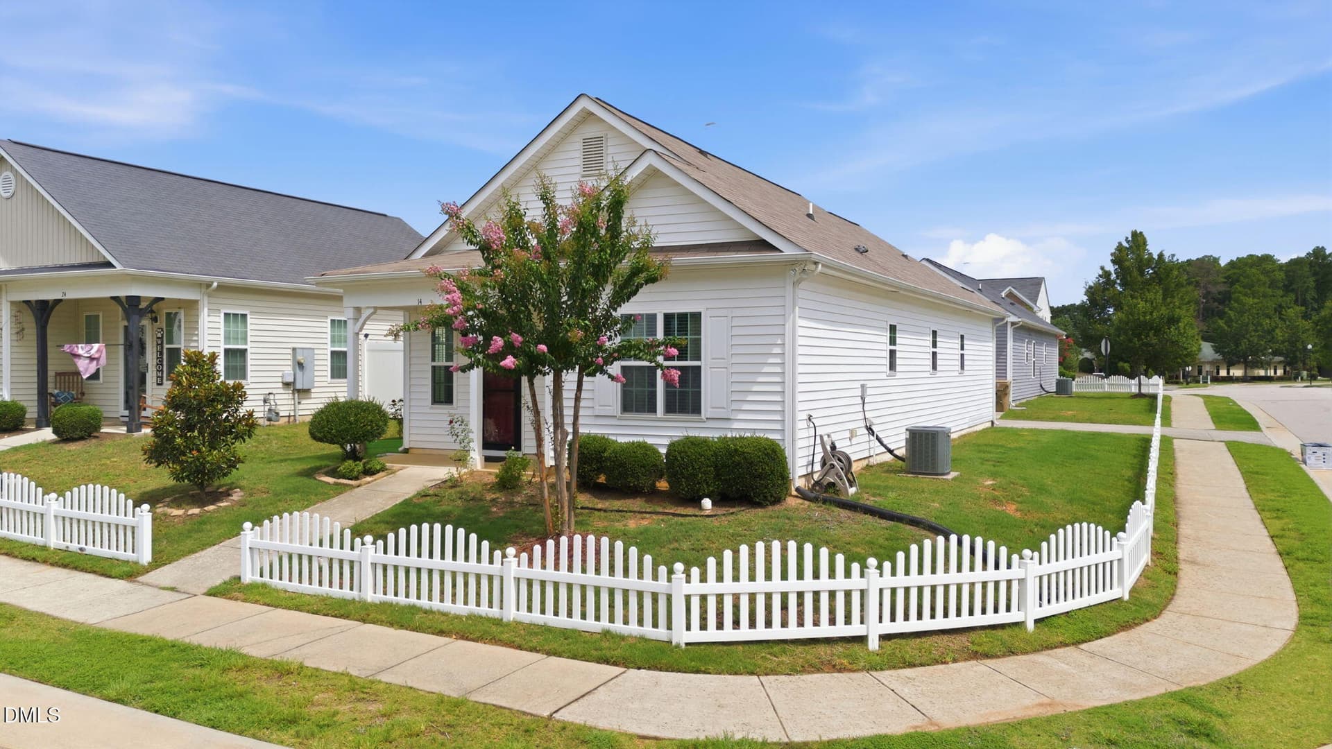 14 Plott Hound - Front 3 - 14 Plott Hound Drive, Clayton, NC 27520
