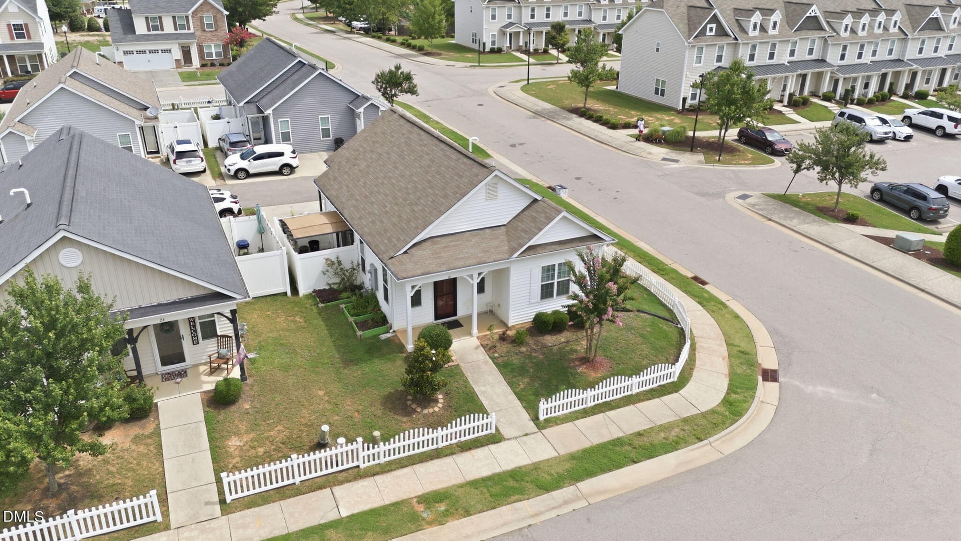 14 Plott Hound - Front 5 - 14 Plott Hound Drive, Clayton, NC 27520